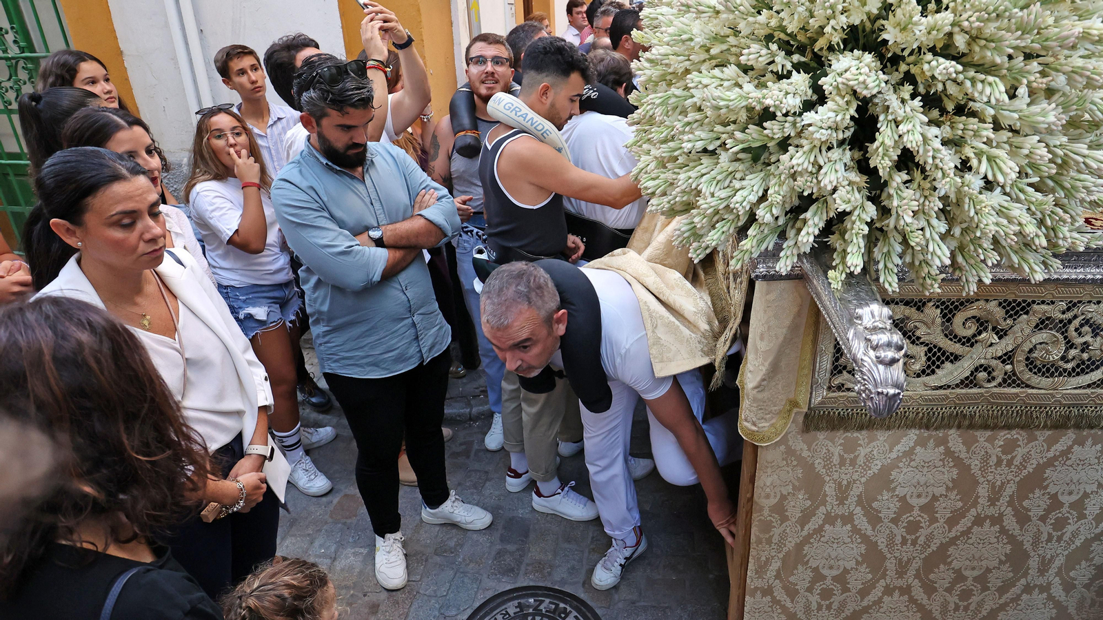Procesión de la Virgen de la Merced por Jerez
