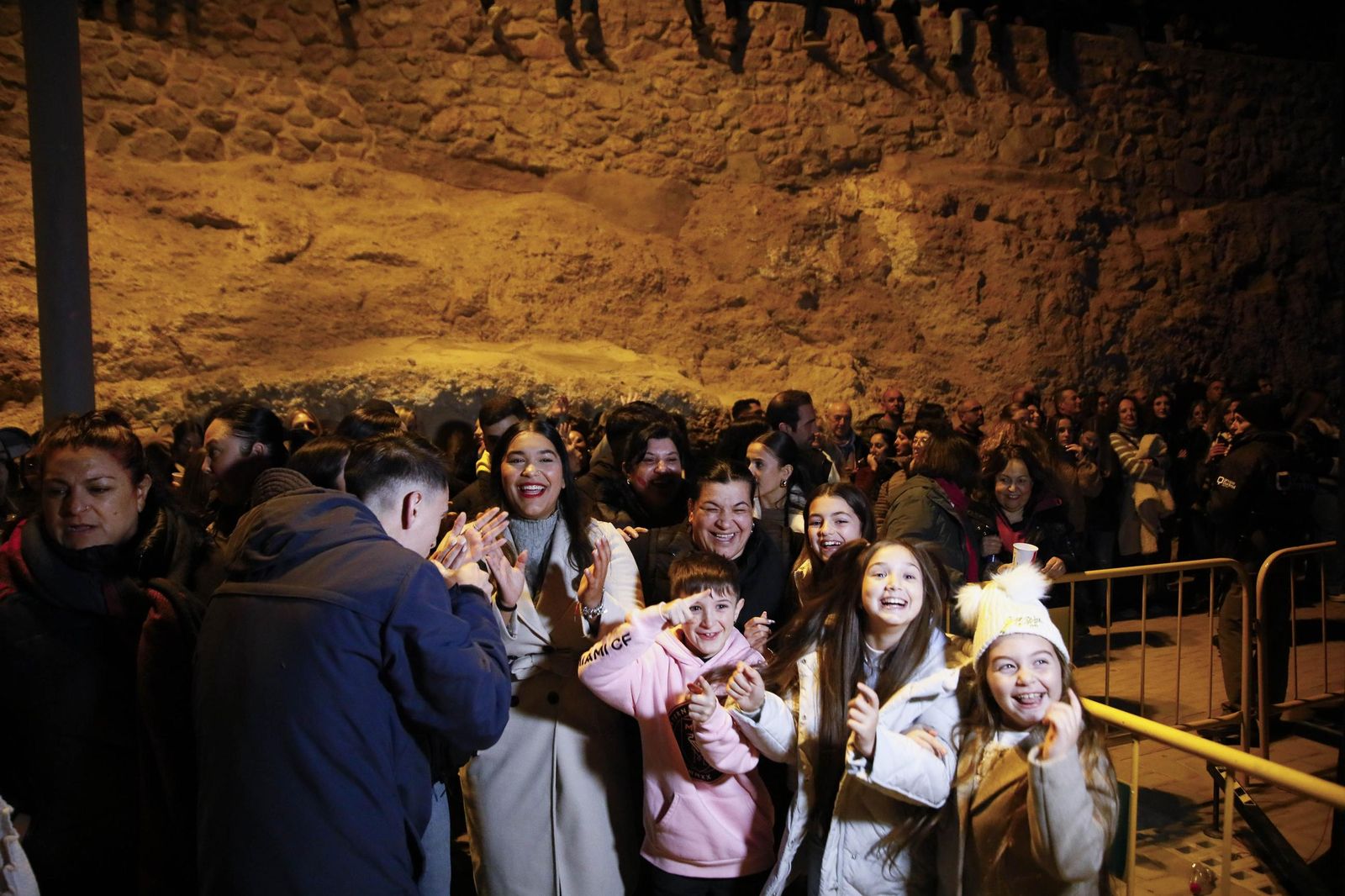 La Noche de las Candelas del Mesón Gitano de Almería, en imágenes