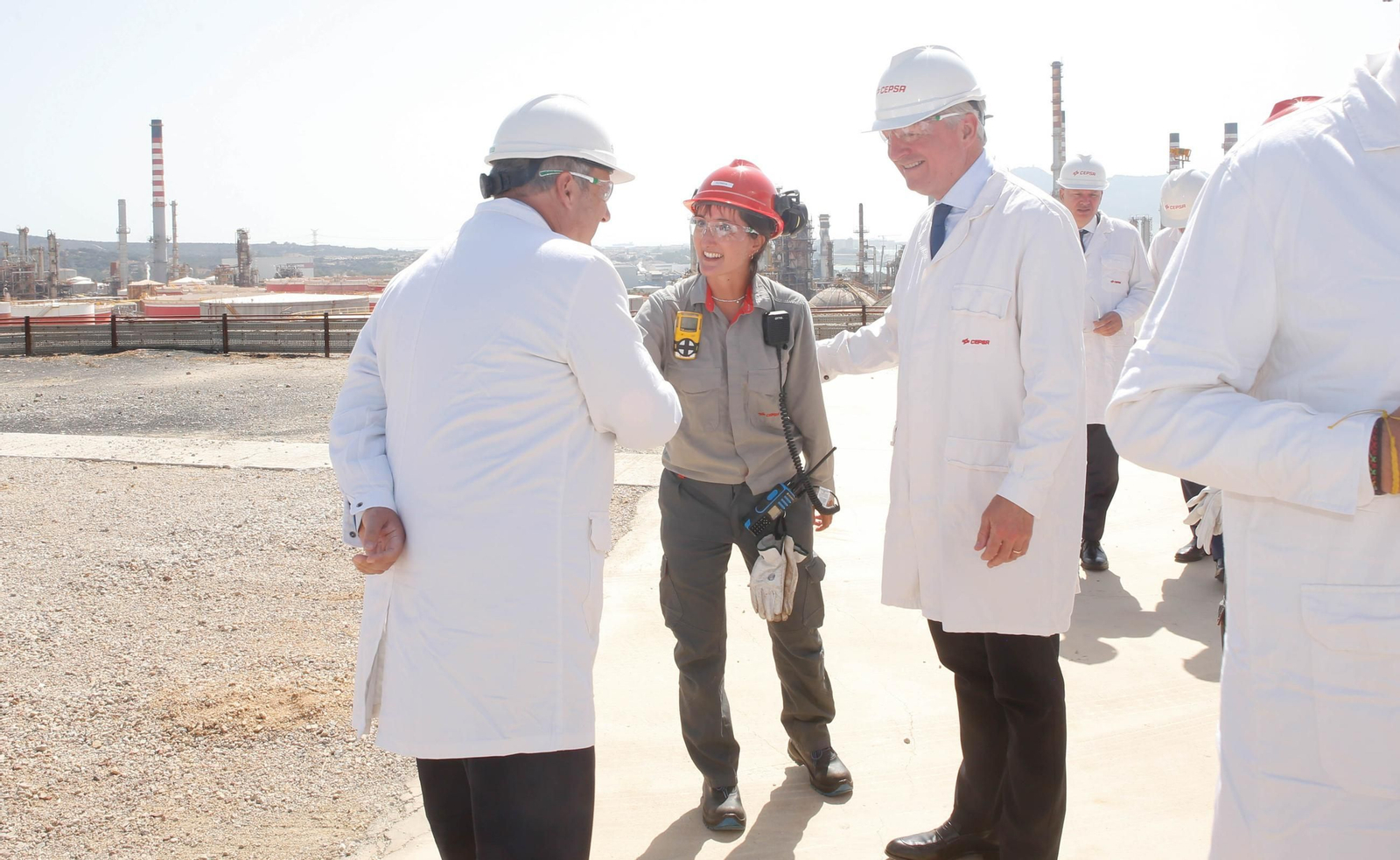 Visita del ministro de Industria al parque de Cepsa en San Roque para conocer sus proyectos de hidrógeno verde Visita del ministro de Industria al parque de Cepsa en San Roque para conocer sus proyectos de hidrógeno verde