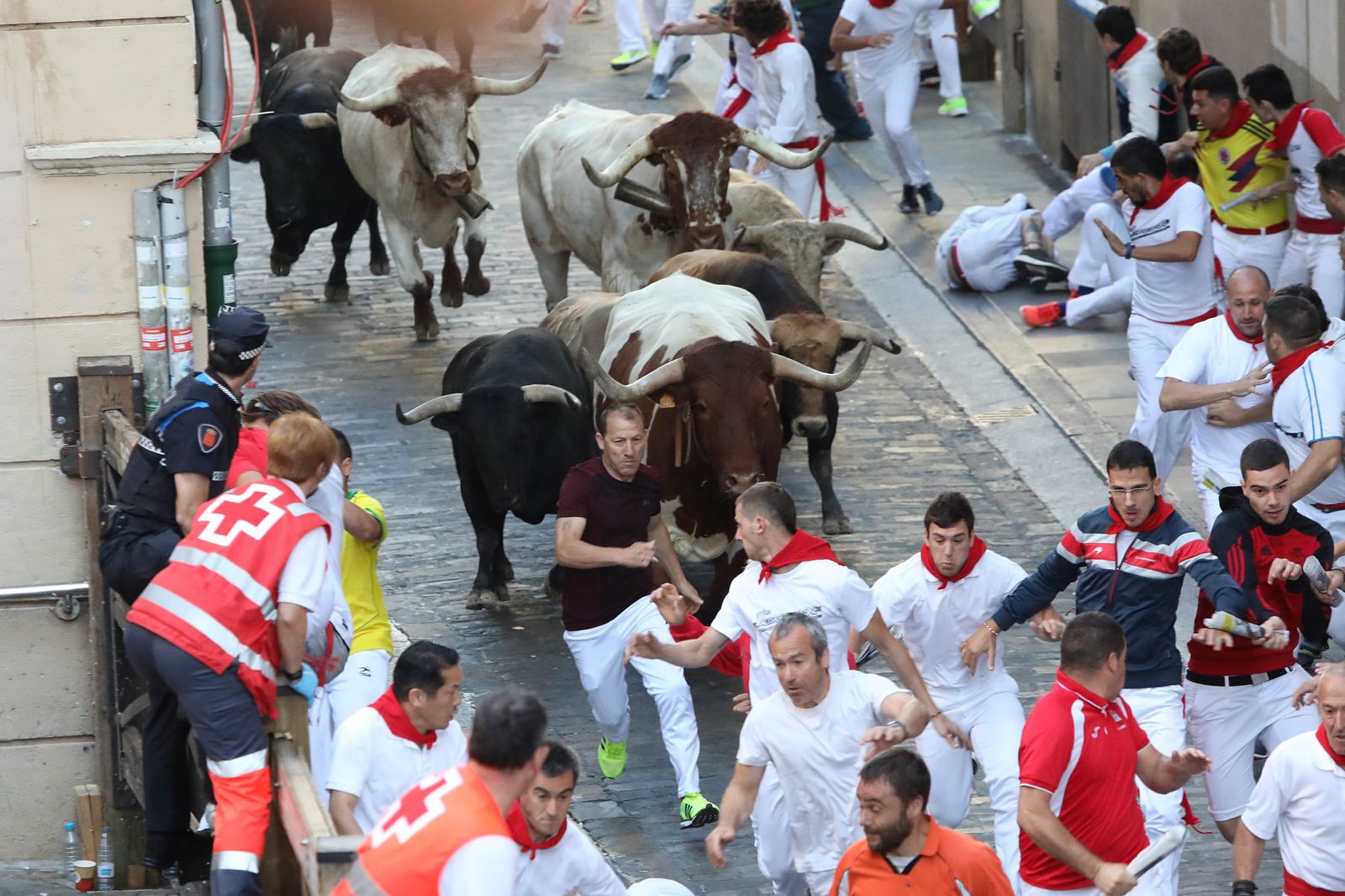 El quinto encierro de los Sanfermines, en imágenes