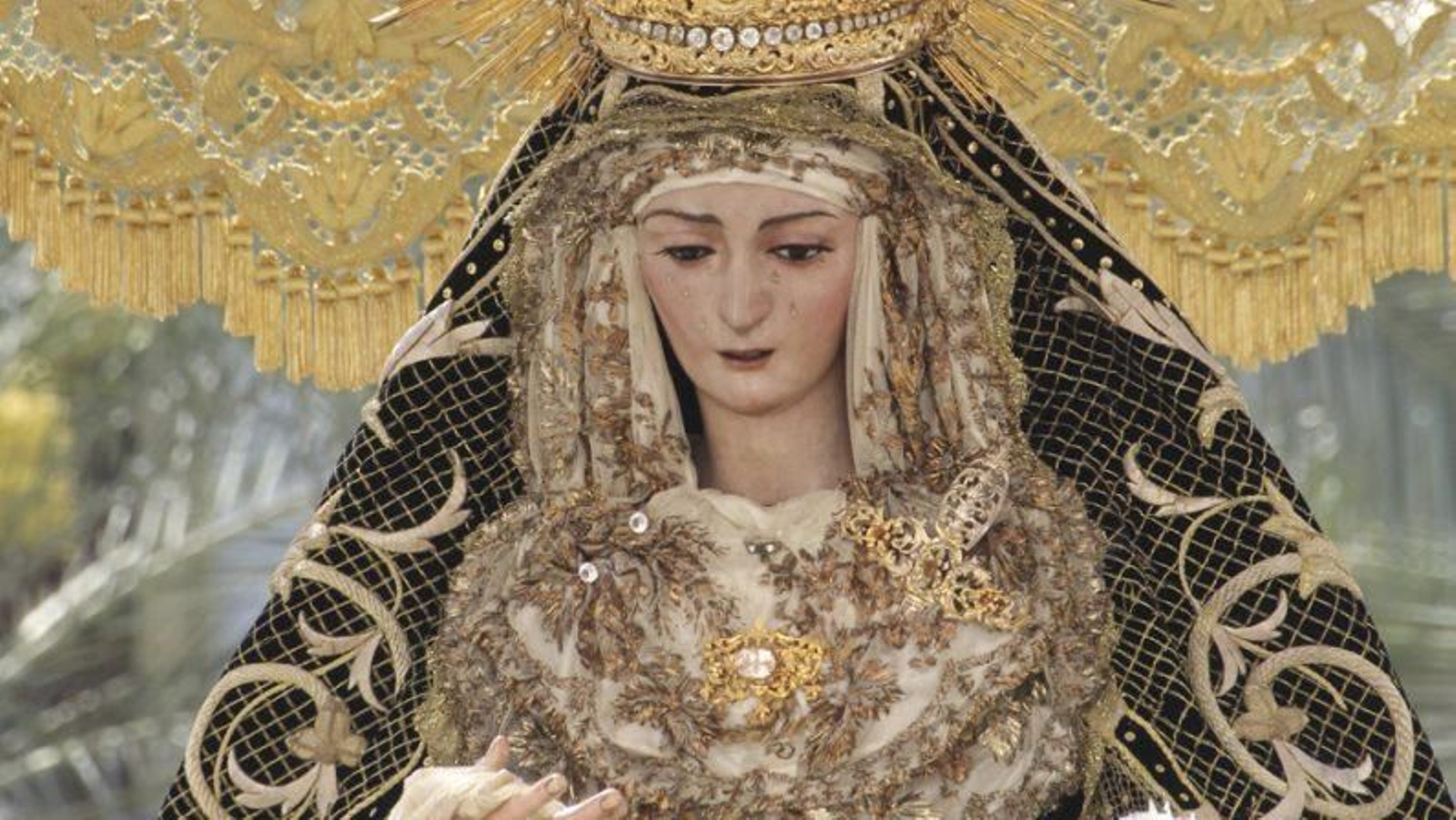 La Virgen de las Angustias, la dolorosa más antigua que procesiona bajo palio en Utrera