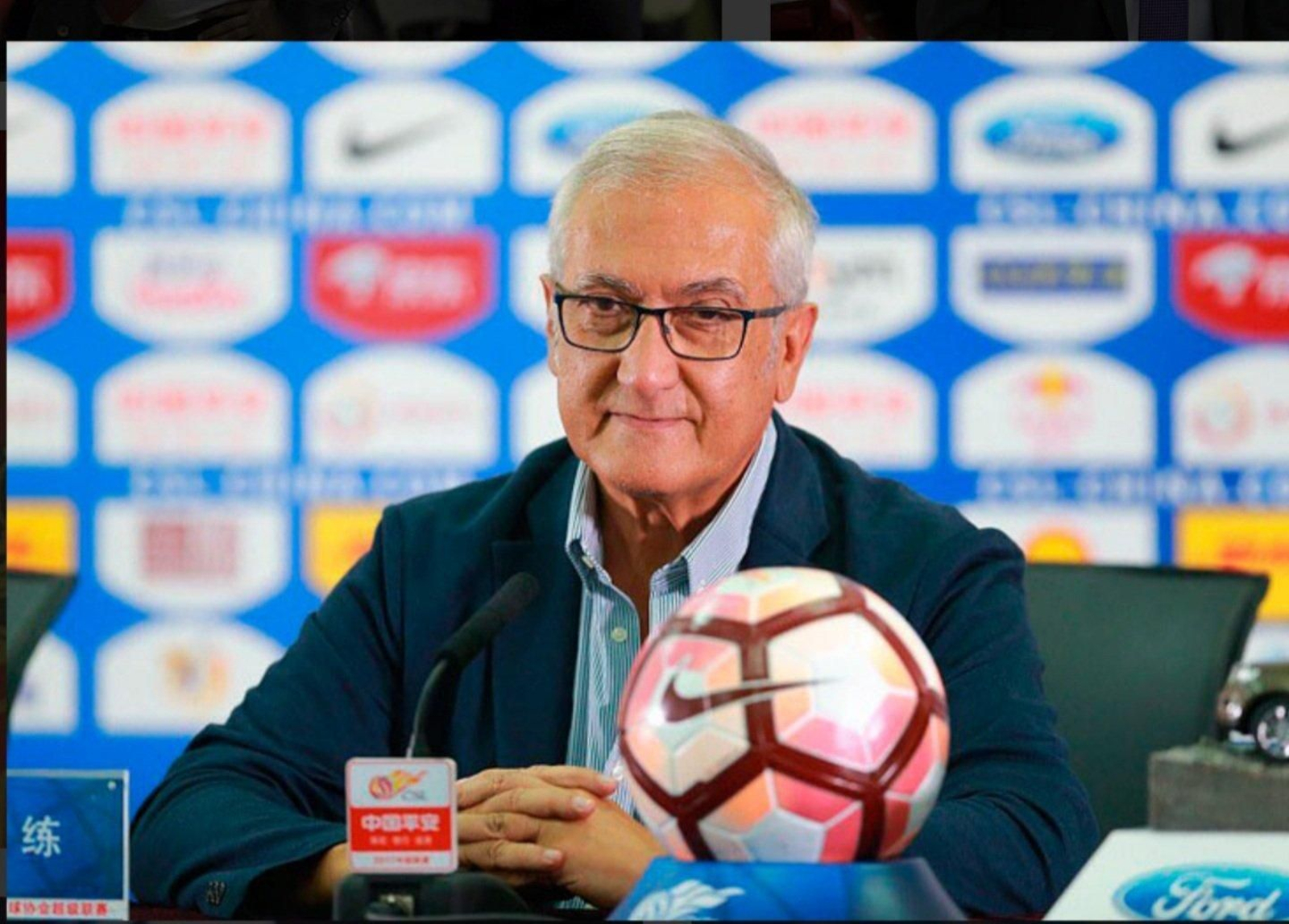 Gregorio Manzano, en su última etapa en la Superliga china.