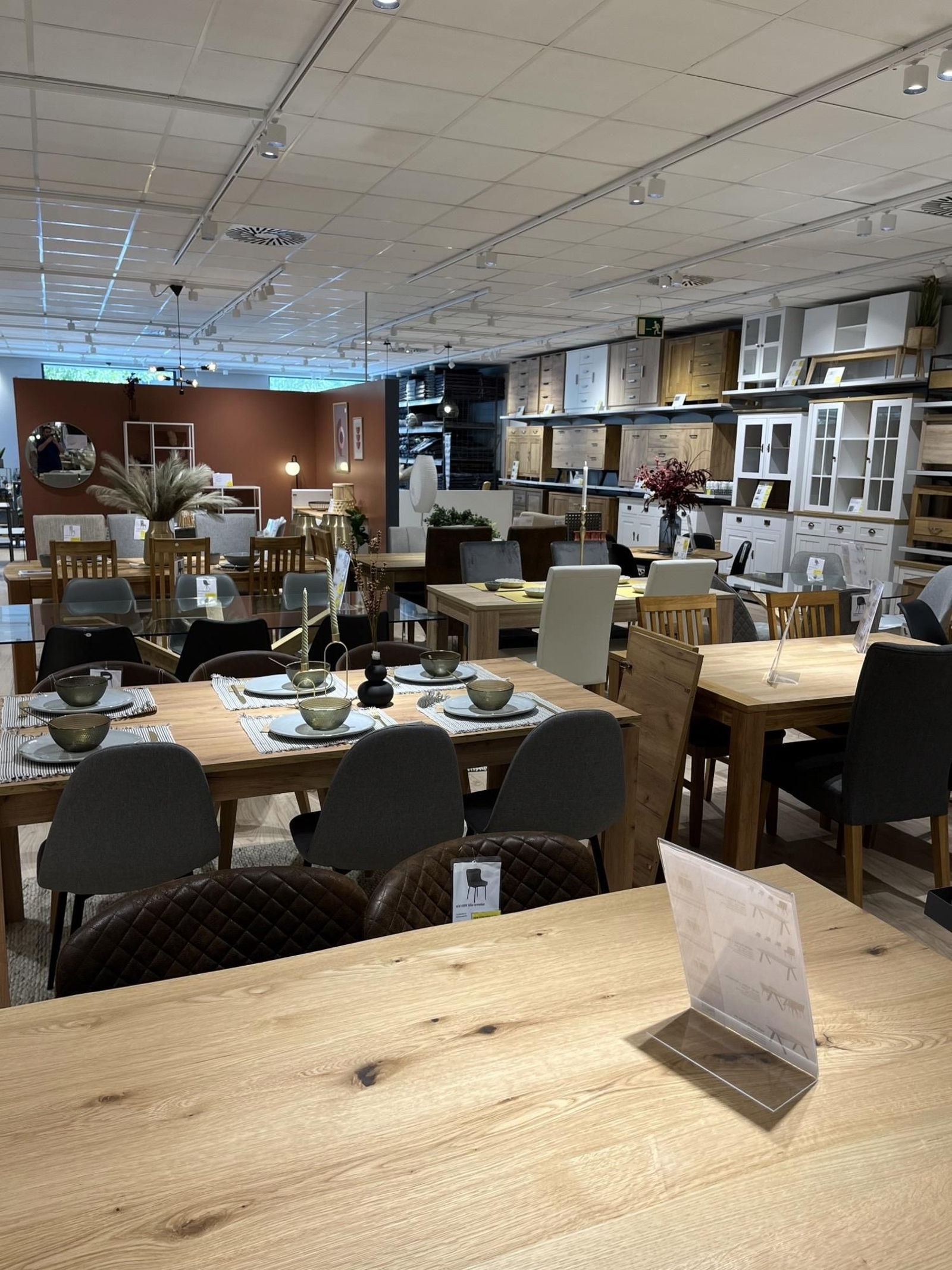 Éxito de JYSK tras la re apertura en Los Barrios