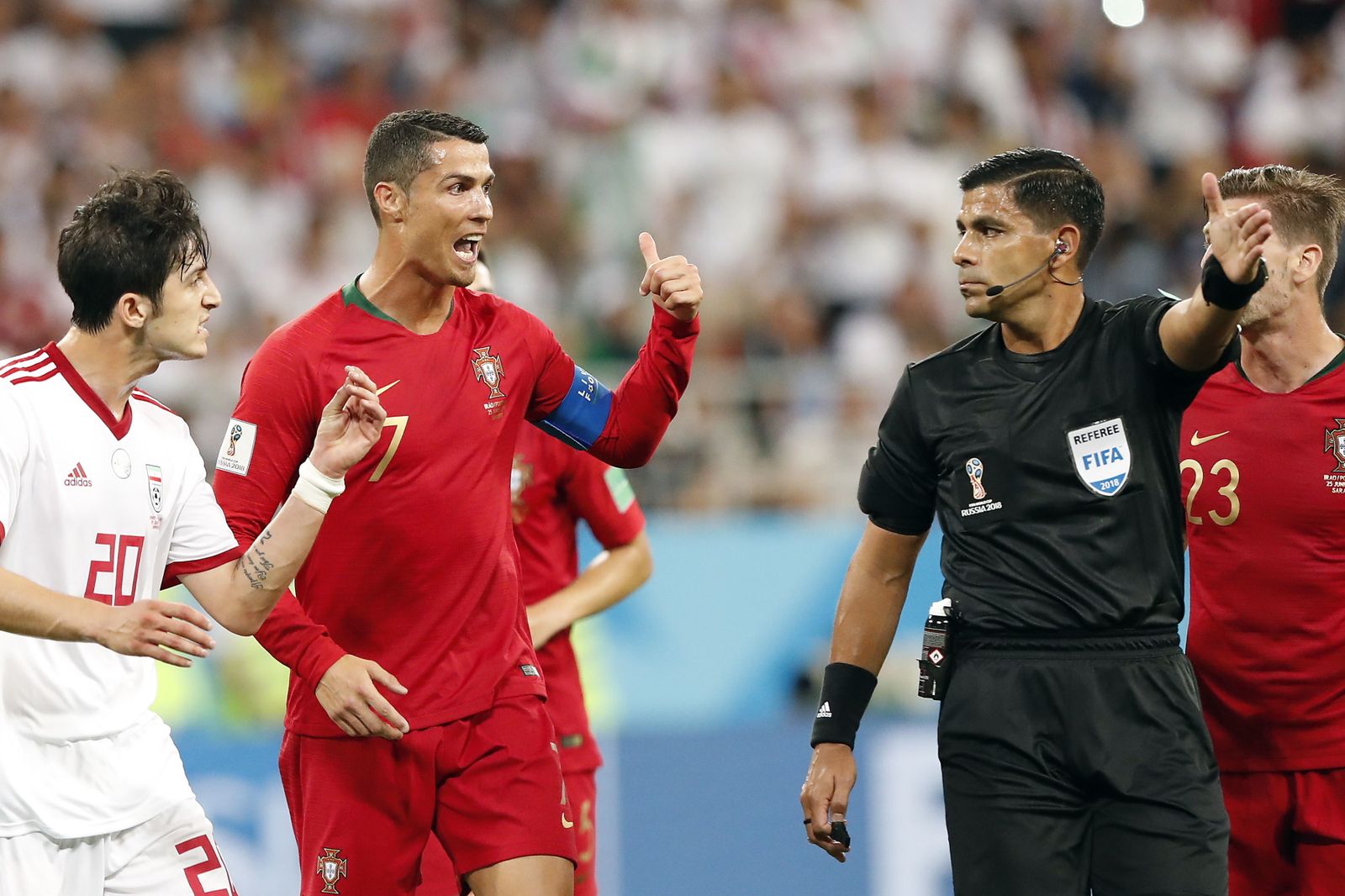 Las imágenes del Irán-Portugal