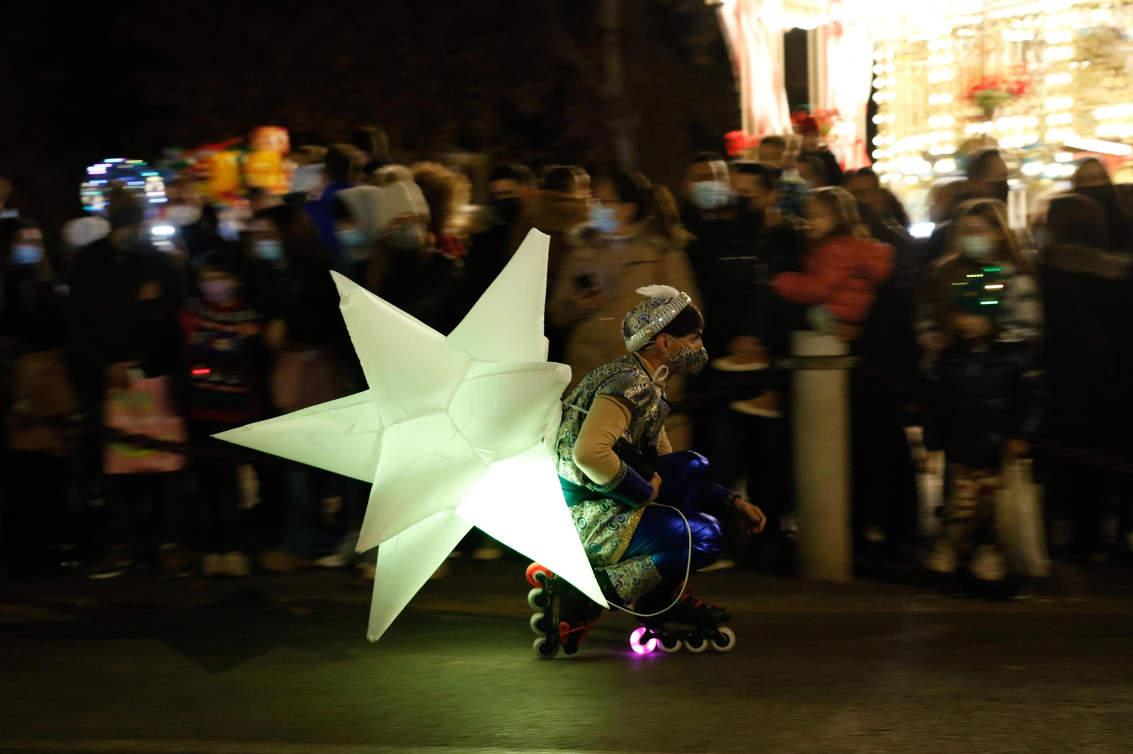Fotos de la cabalgata de Reyes Magos de Granada 2022