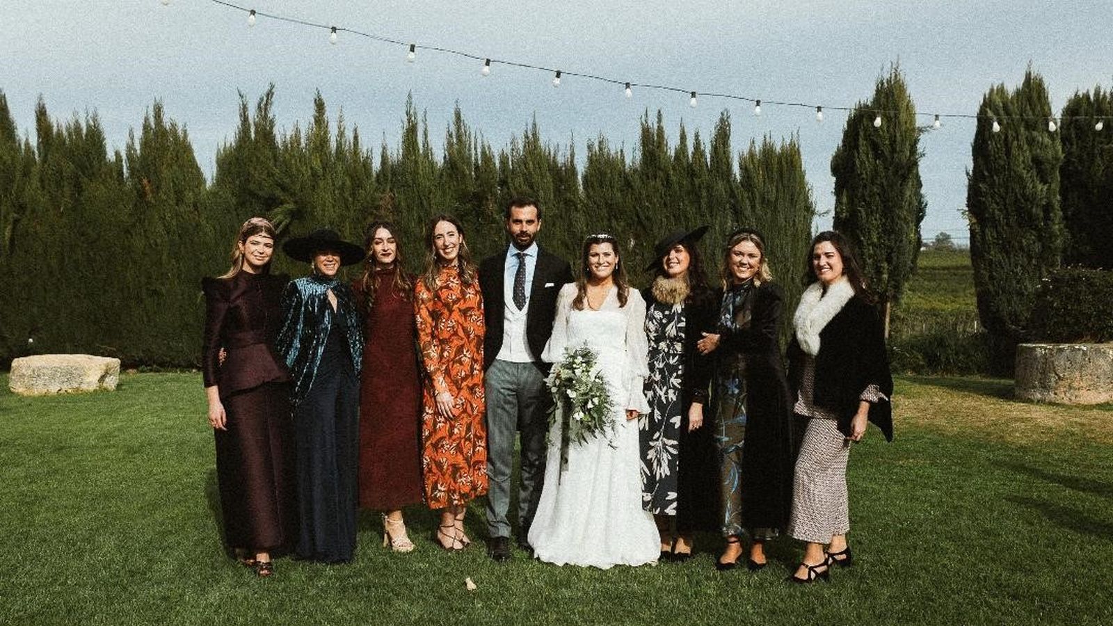 El nuevo matrimonio con Patricia y Teresa del Cuvillo, Noelia Delgado, Celia Sánchez, Bárbara Lobo, Marta Martínez y Marta Mula.