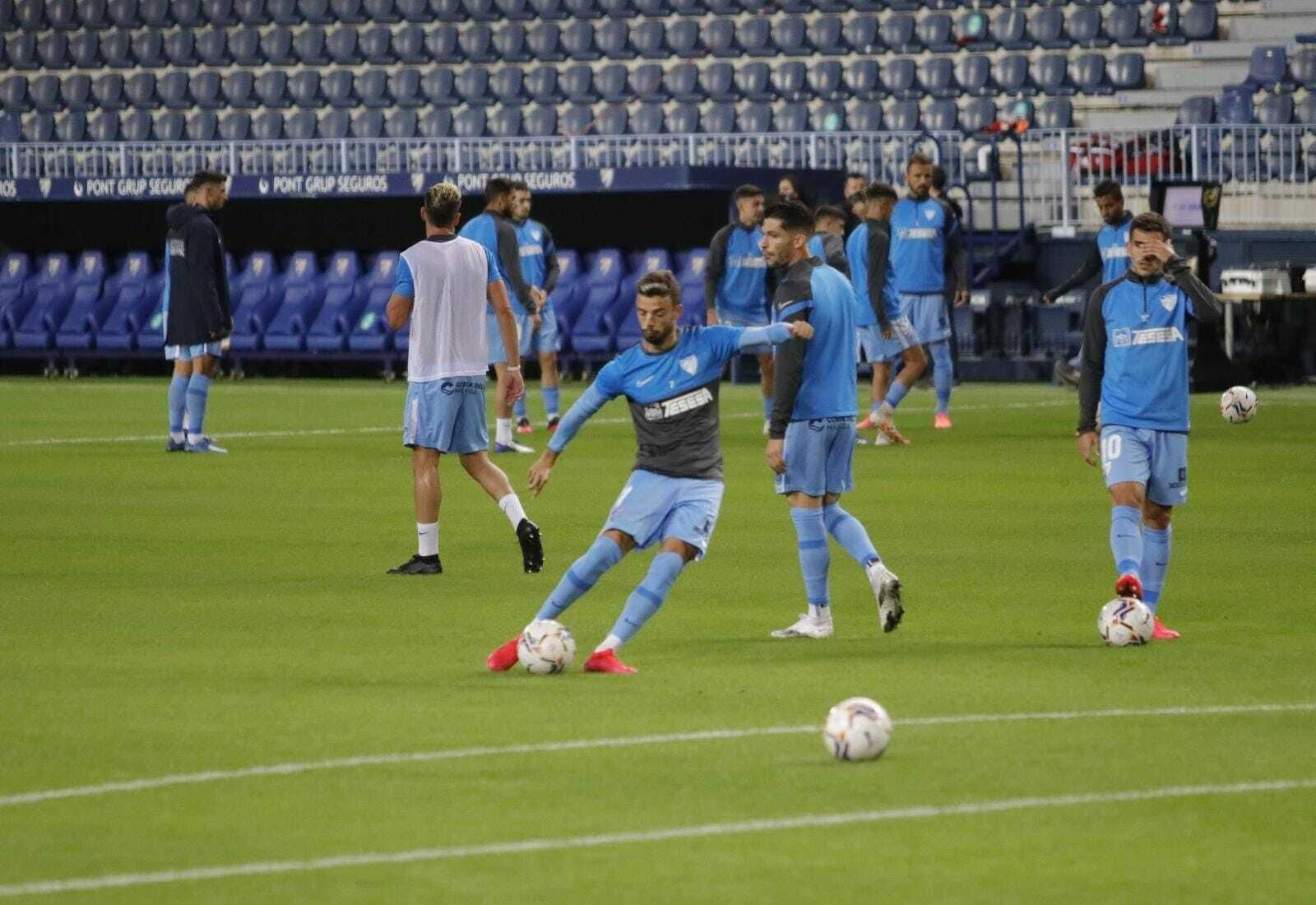 Las fotos del calentamiento previo del Málaga CF-Mirandés