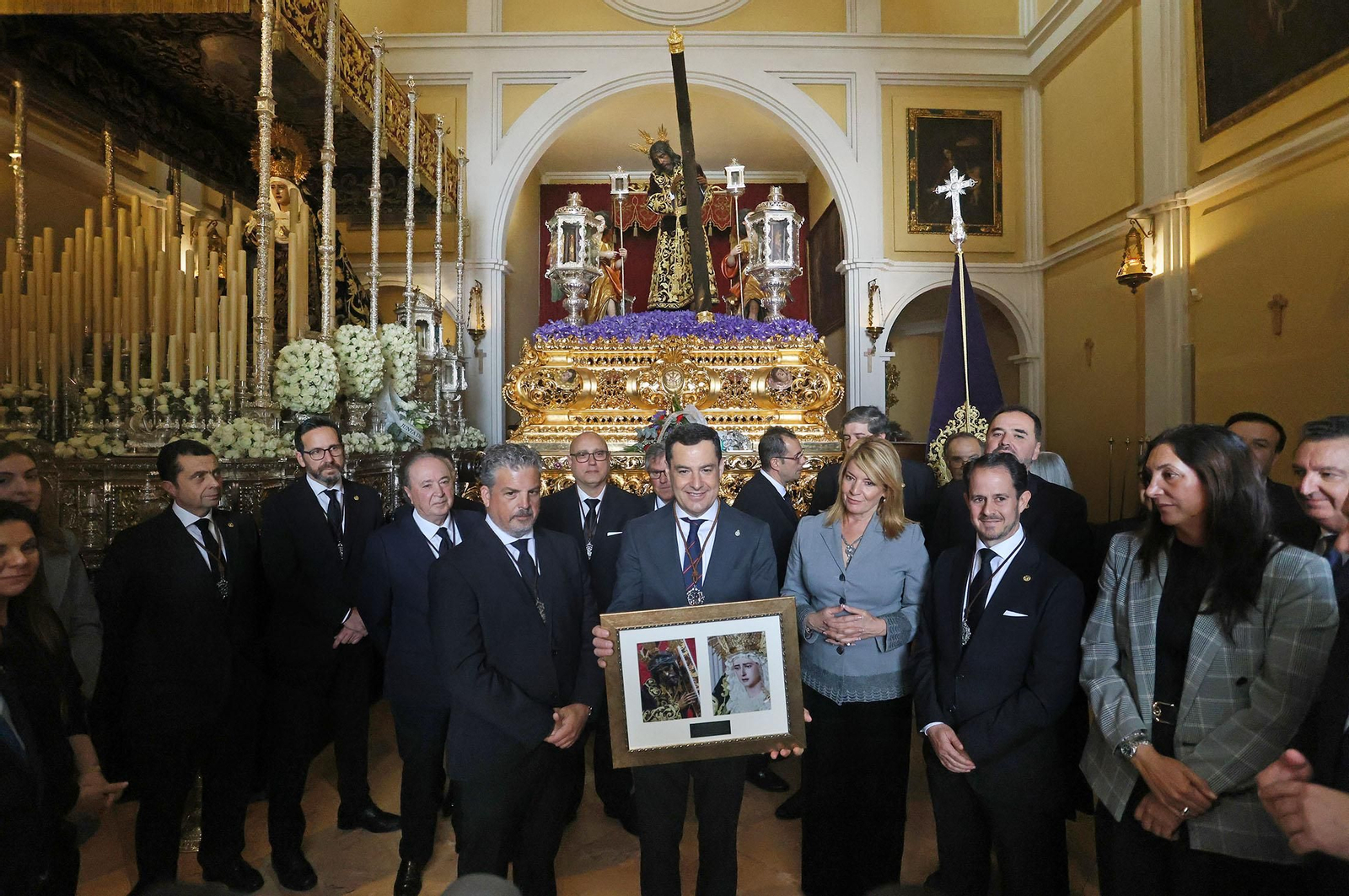 Imágenes del lunes 14 de abril en Huelva