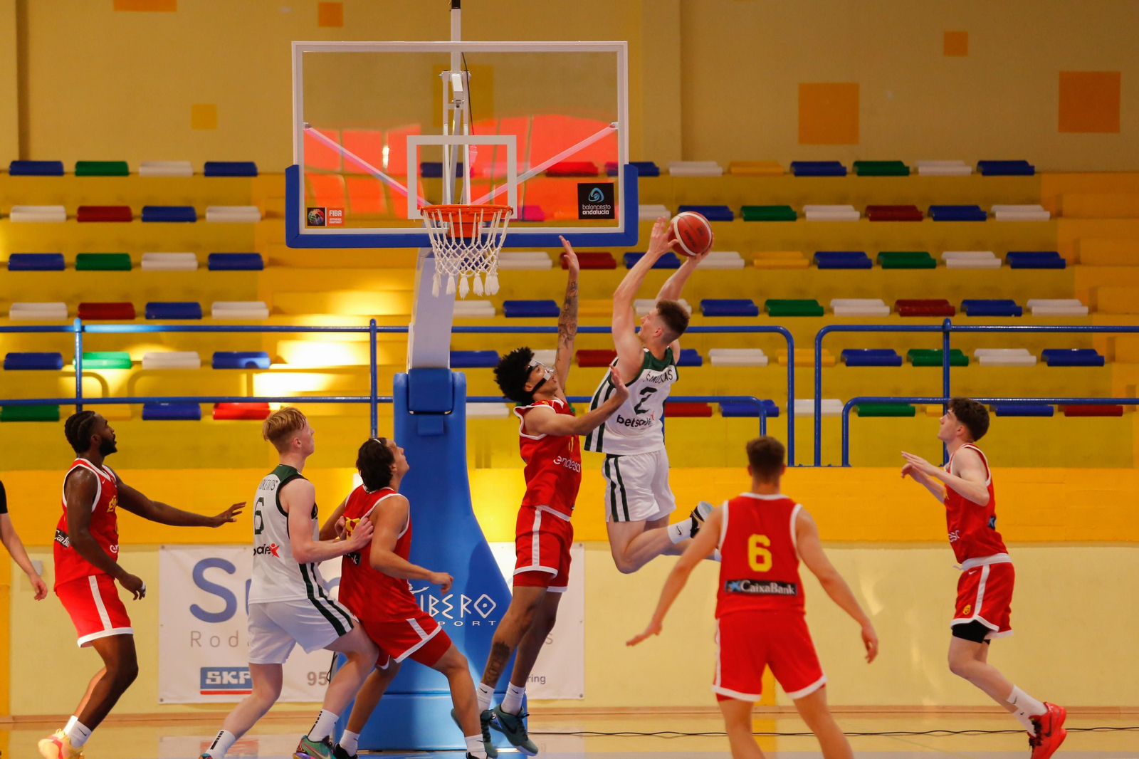 Las fotos de la segunda jornada del torneo Internacional U20 de baloncesto de La Línea