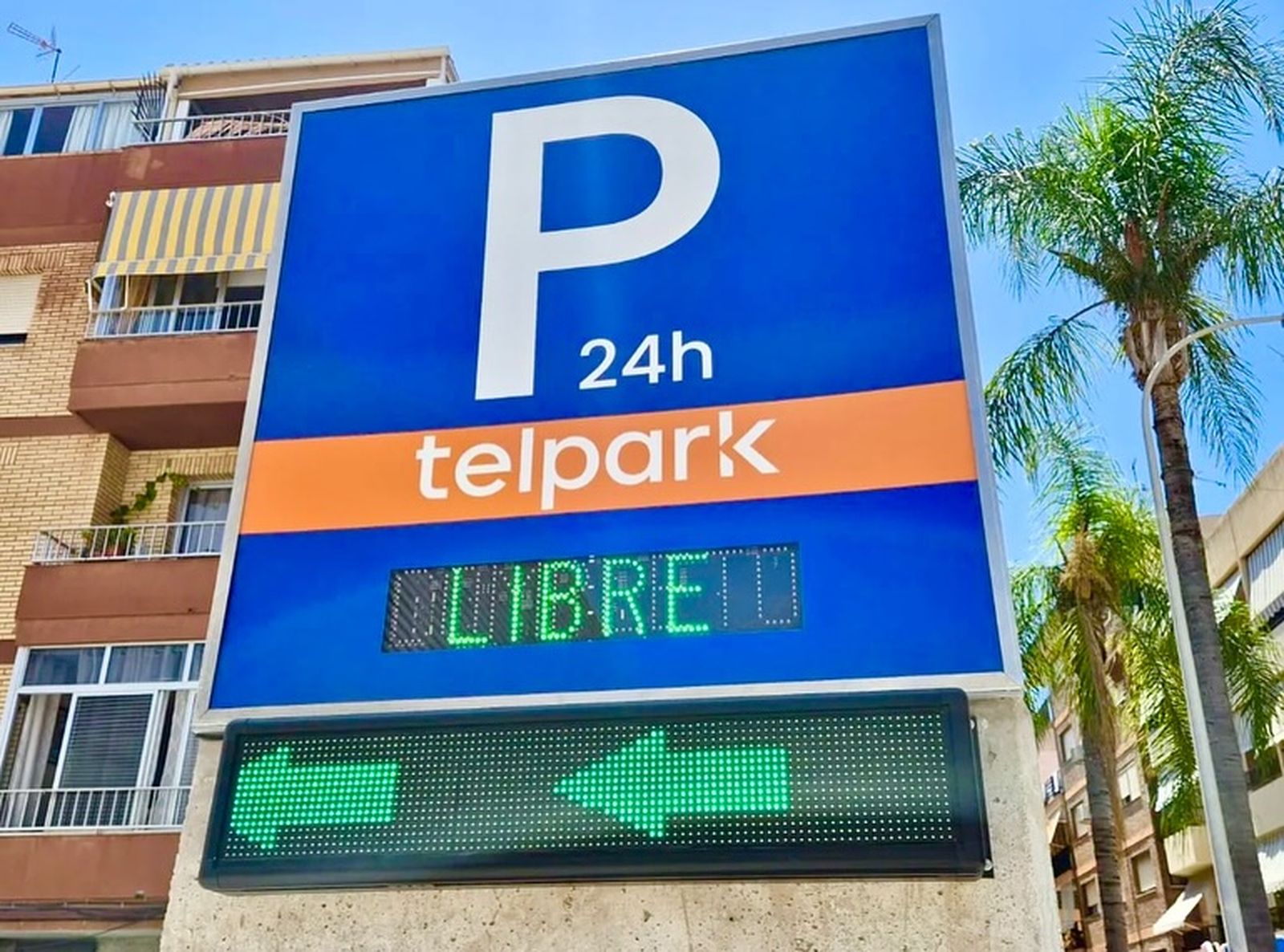 Cartel del parking del mercado municipal