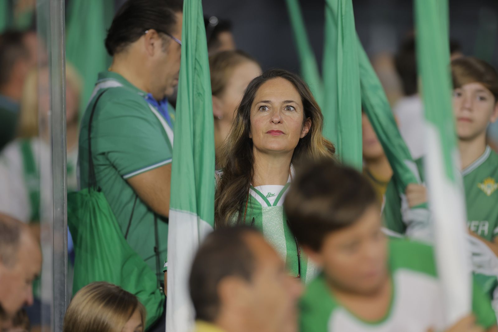 Búscate en las fotos del Betis-Valencia