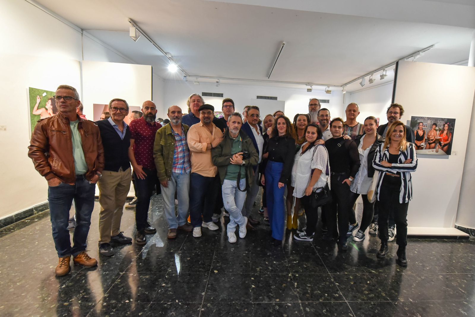 La exposición 'Sex-upone' en la Línea, en imágenes