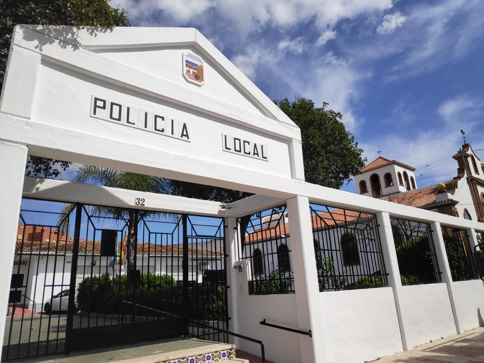 La Comisaría de la Policía Local. La Comisaría de la Policía Local.
