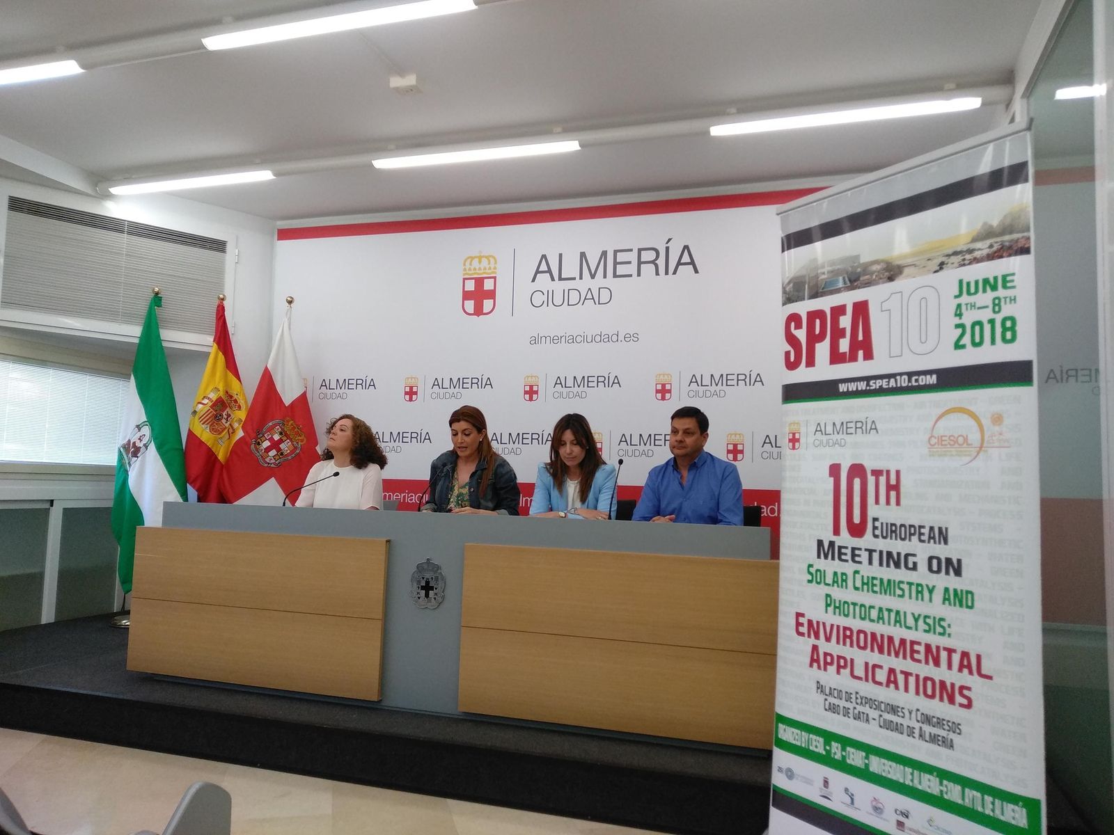 Ana Agüera, Carolina Lafita, Isabel Oller y José Antonio Sánchez.