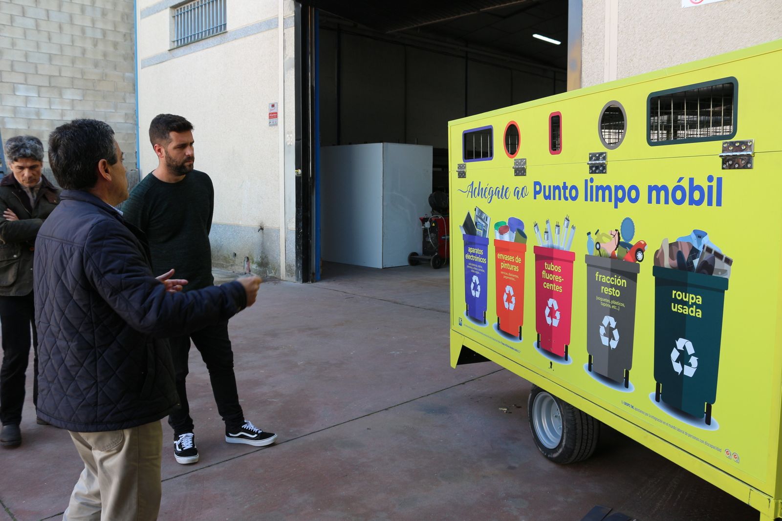 El delegado de Medio Ambiente visita las instalaciones de la firma Grupo TML.