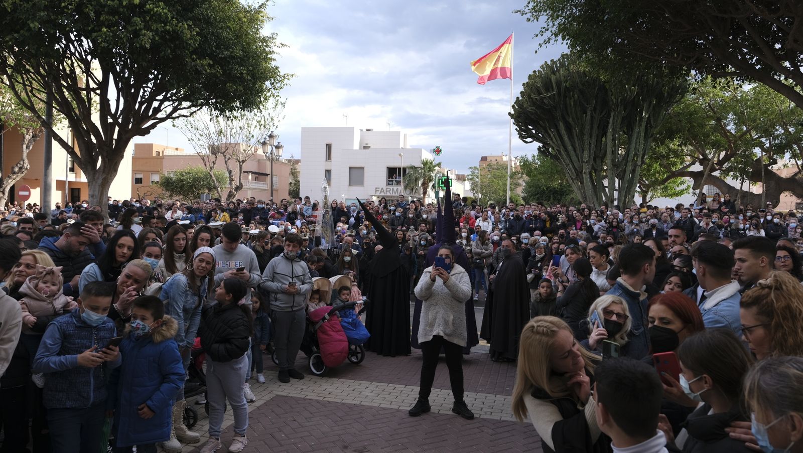 Procesión del Encuentro en Almería, en imágenes.