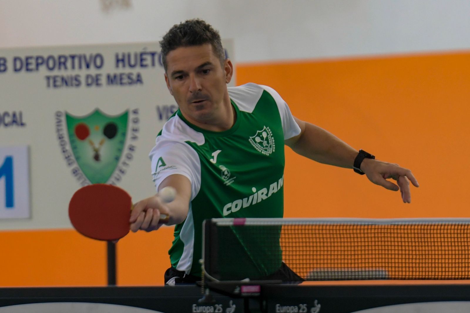 El Huétor Vega se estrena con derrota en Superdivisión.