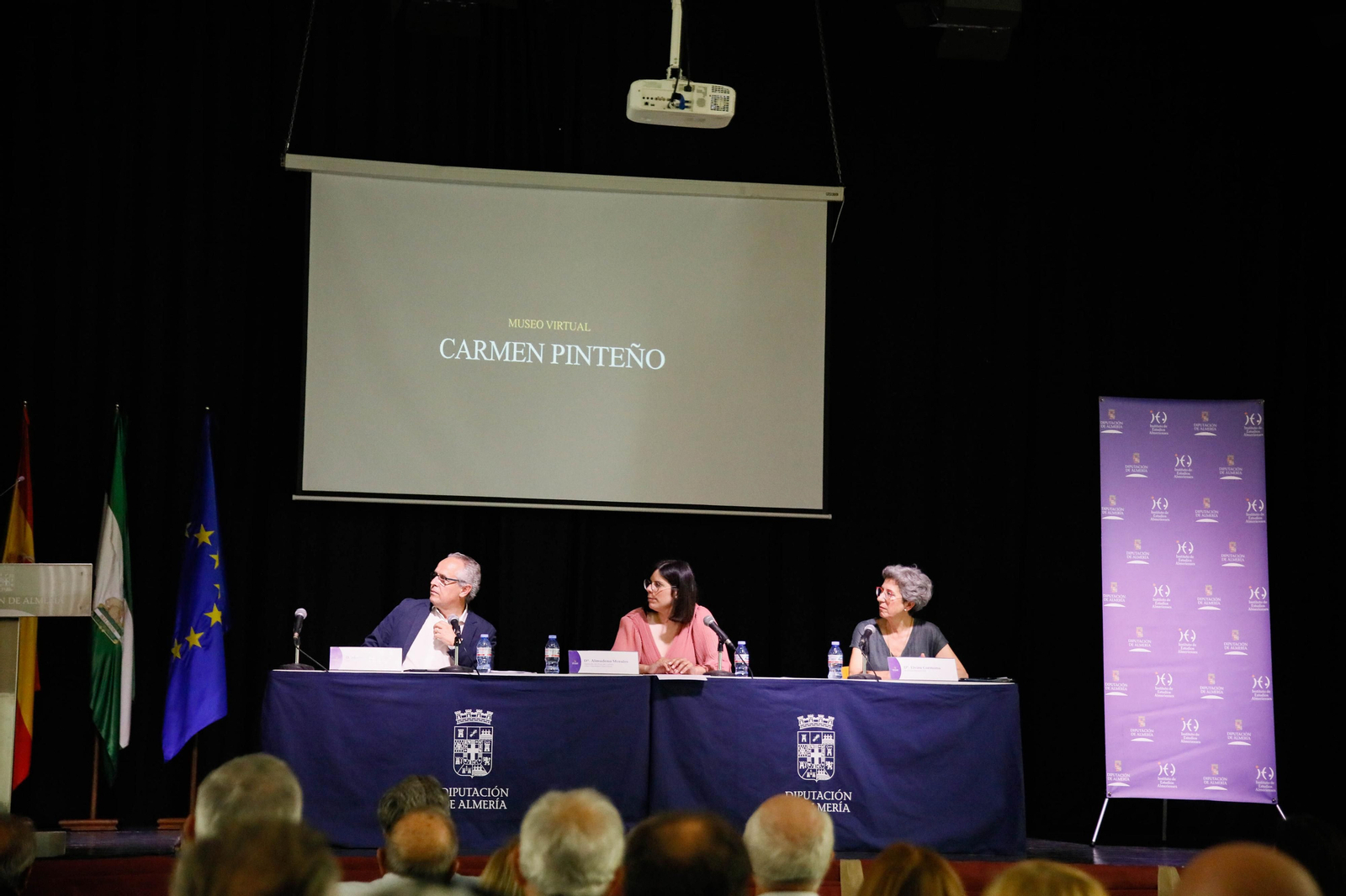 Imágenes de la entrega de los Escudos de Oro del IEA y la celebración de su Plenario