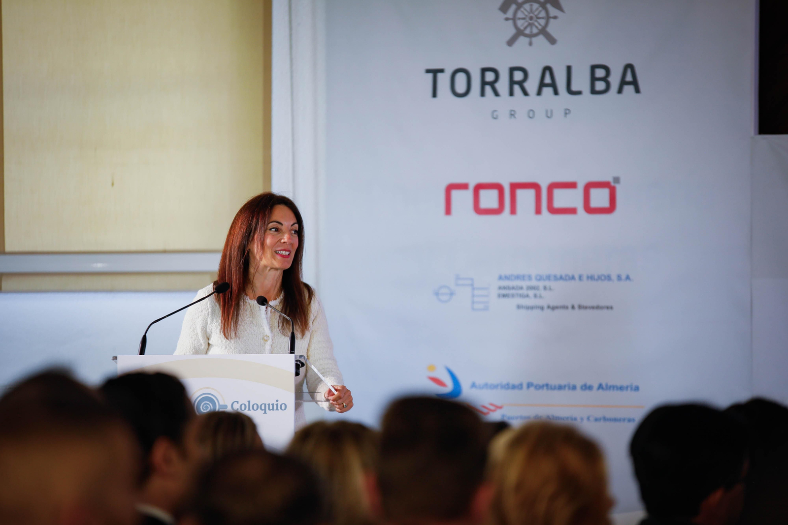 Imágenes del desayuno informativo