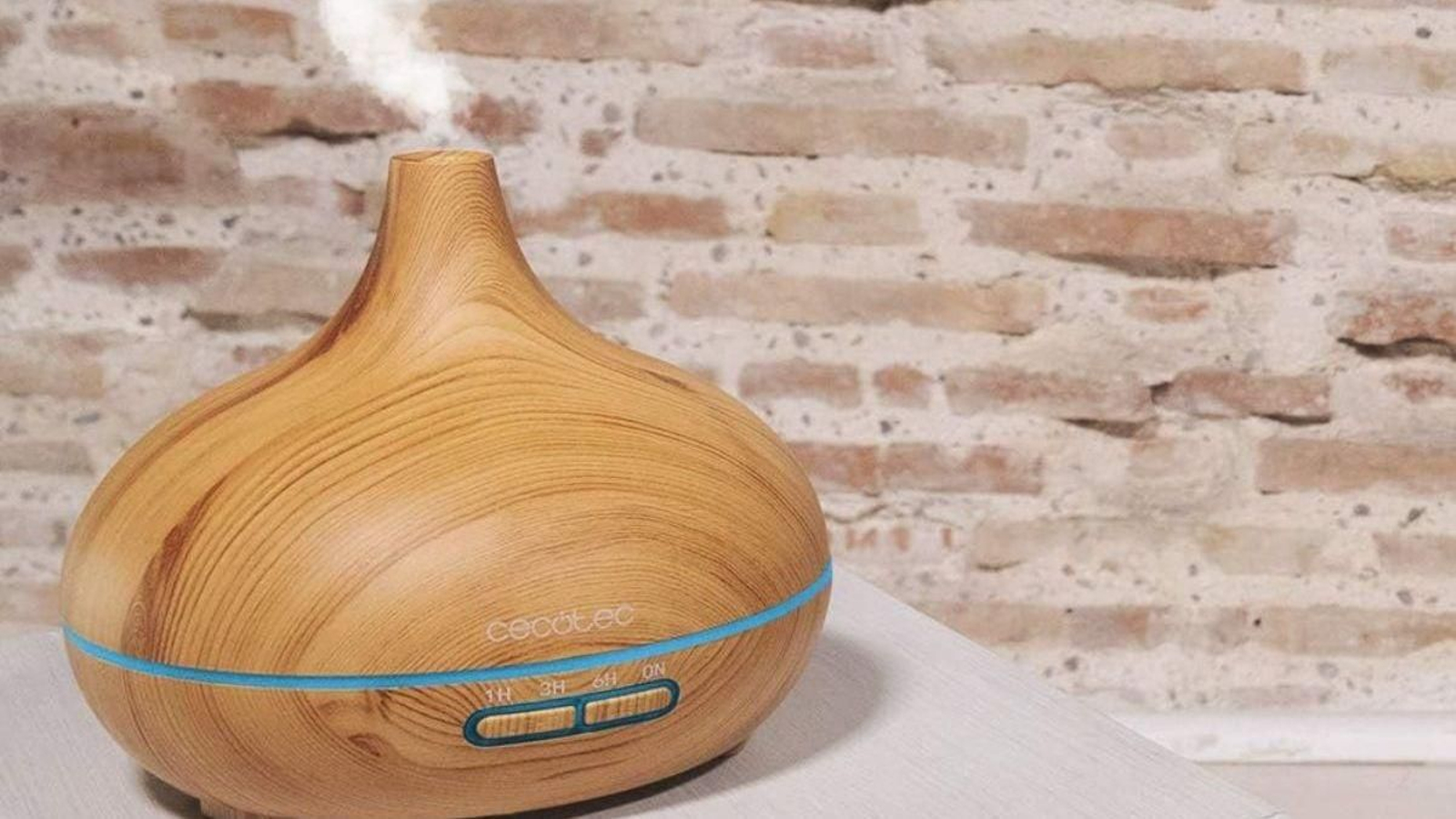 Cecotec Pure Aroma 300 Yang: humidificador y difusor de aromas por solo 21 €