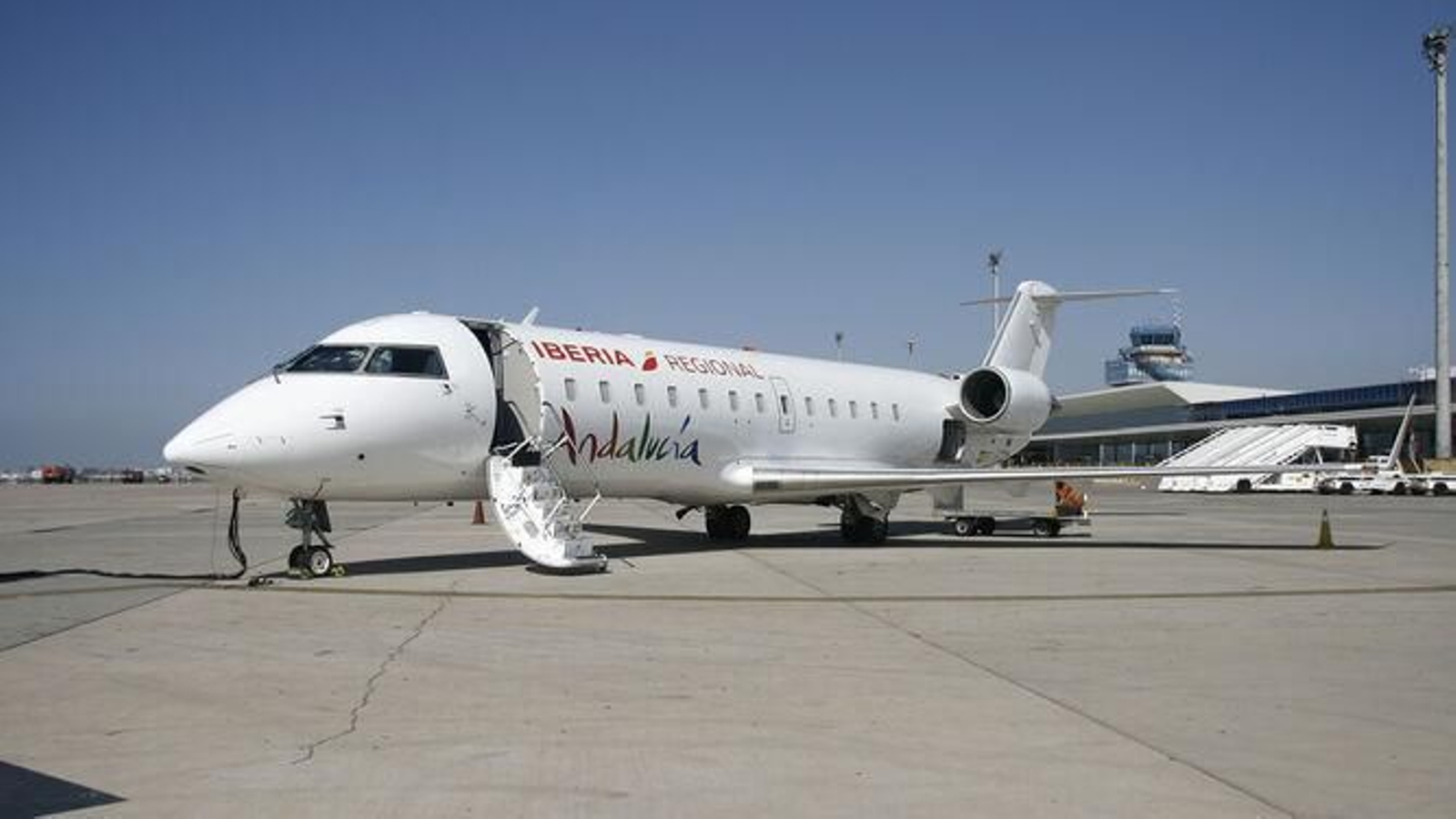 Un avión de Air Nostrum. Un avión de Air Nostrum.