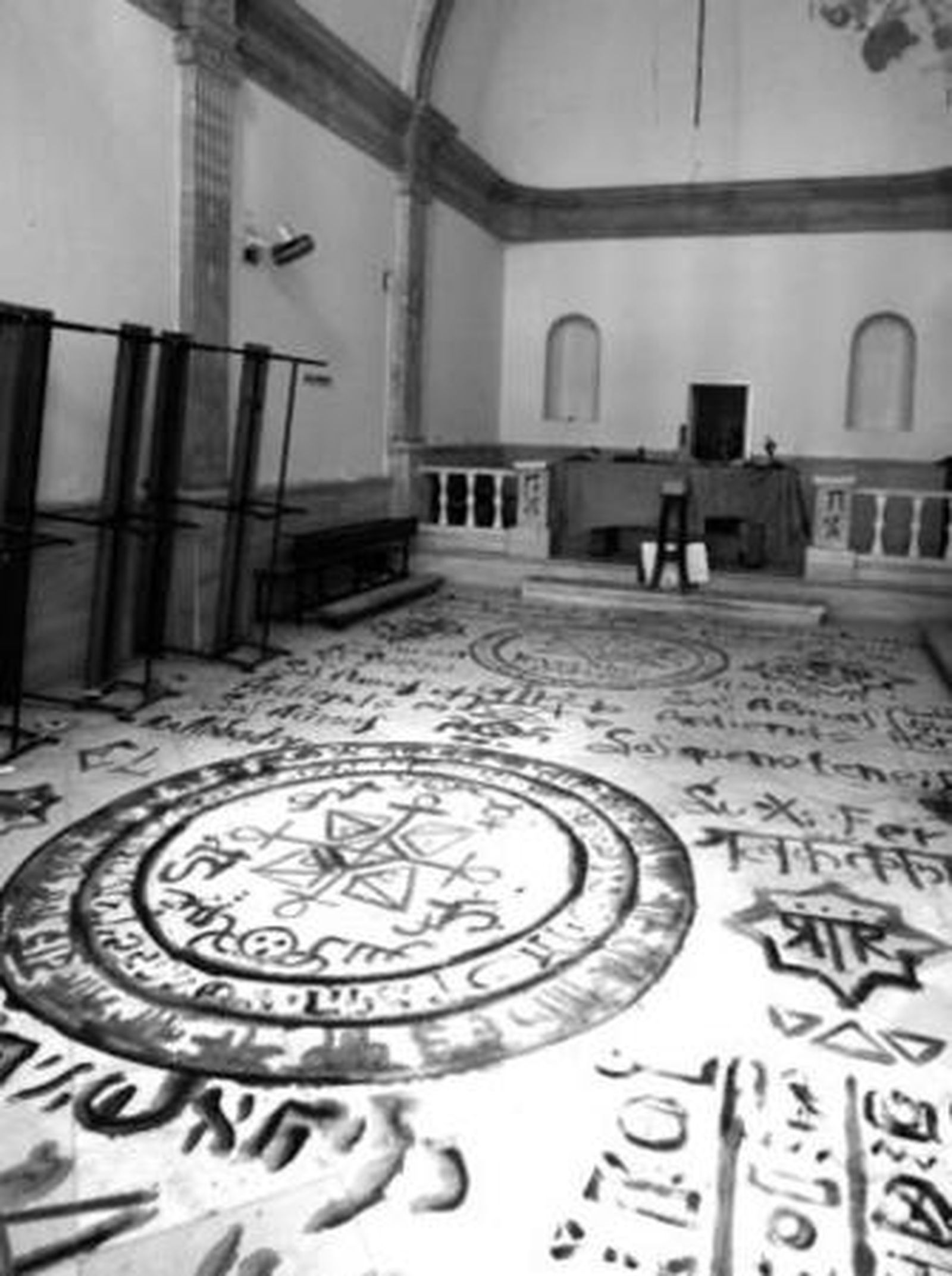 Ritos satánicos en la provinciaRitos satánicos en la provincia