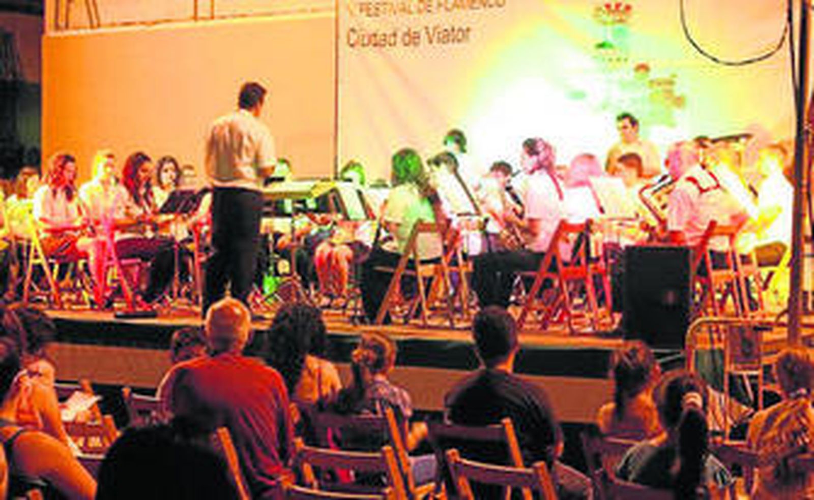 Actuación de la Banda de Viator.