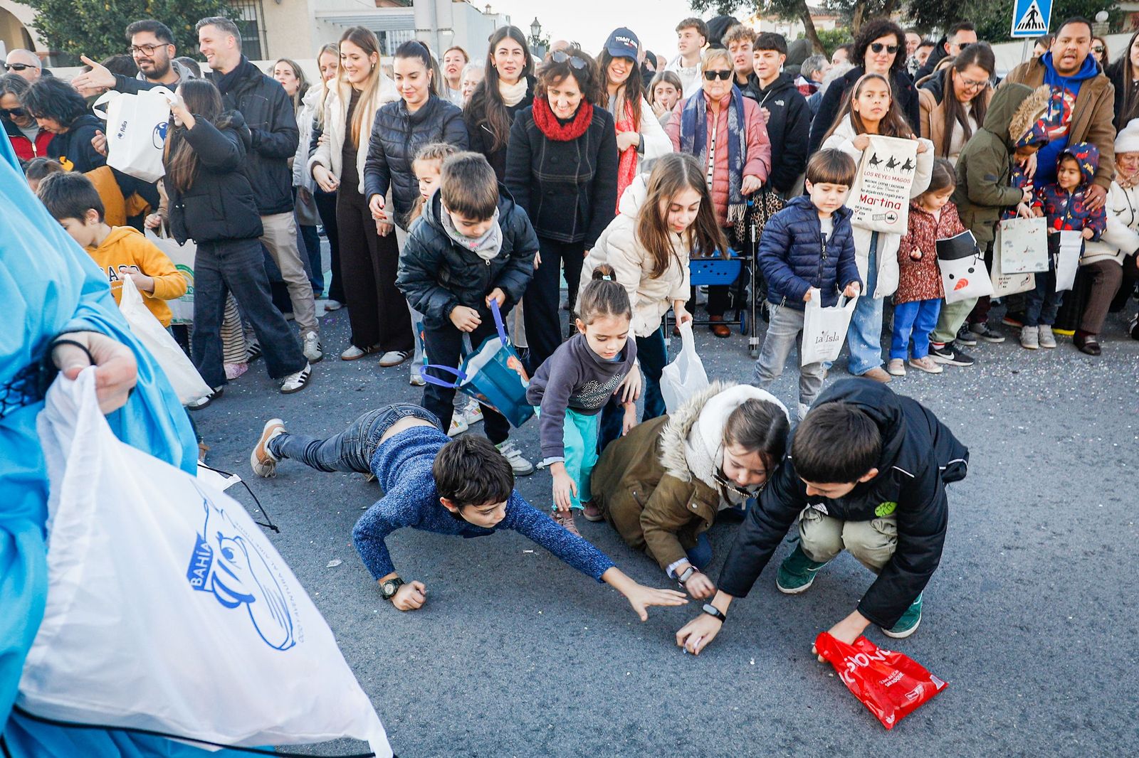 Las imágenes de la cabalgata de los Reyes Magos de San Fernando 2026