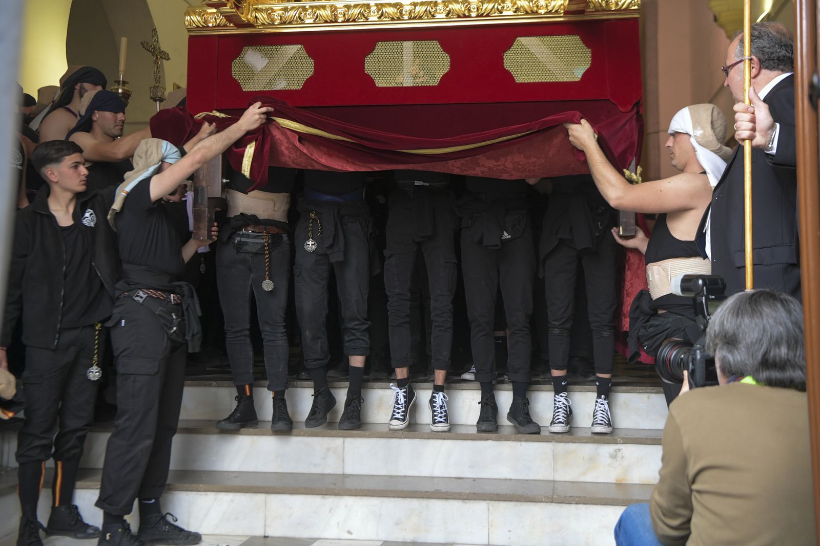 Las mejores fotos del Jueves Santo en Granada