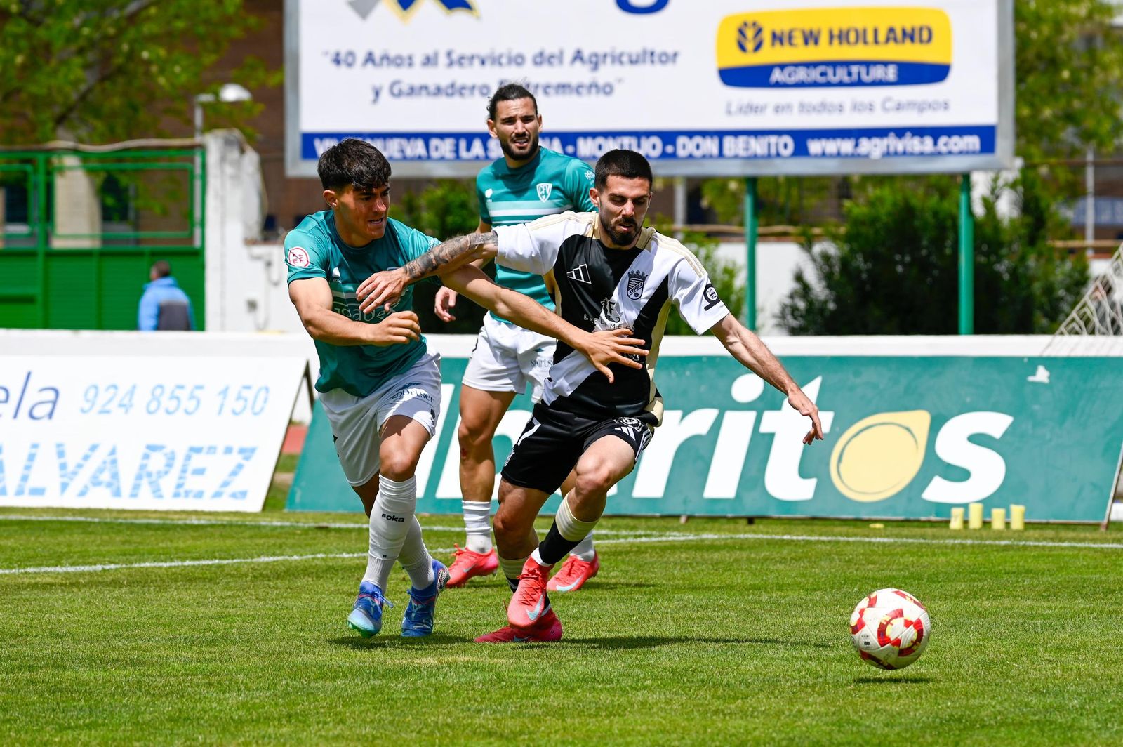 La derrota del Xerez CD en el Romero Cuerda ante el Villanovense en imágenes