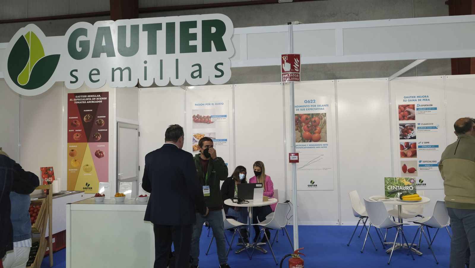 Imágenes del primer día de Expolevante Níjar.