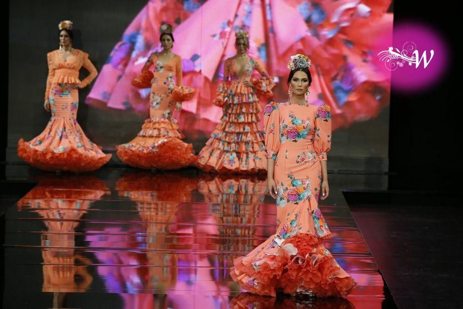 Carmen Raimundo presenta su colección de flamenca en SIMOF 2020, todas las fotos