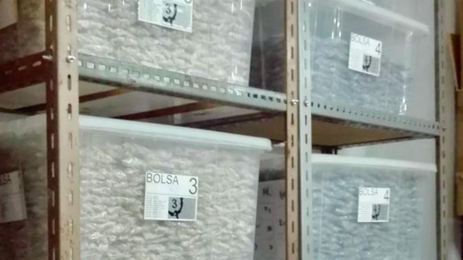 Cajas con figuras preparadas para su envío