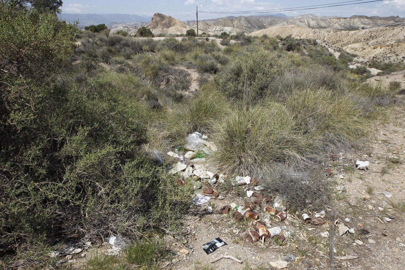Fotogalería basura en el Desierto de Tabernas