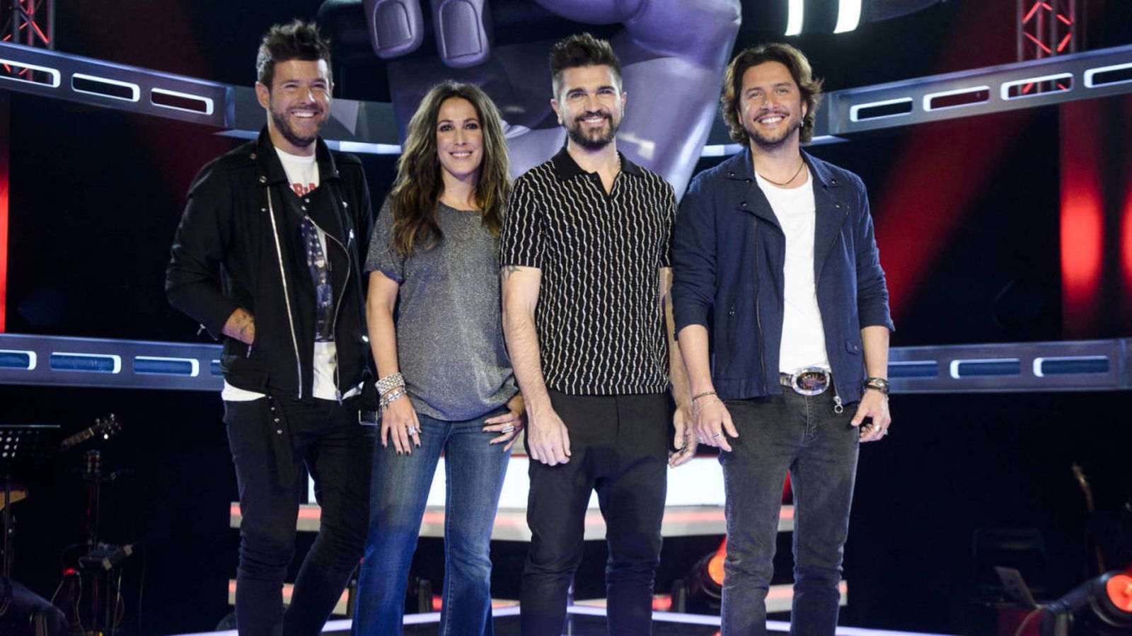 Los 'coaches' de la quinta edición de 'La Voz': de i. a dcha. Pablo López, Malú, Juanes y Manuel Carrasco.