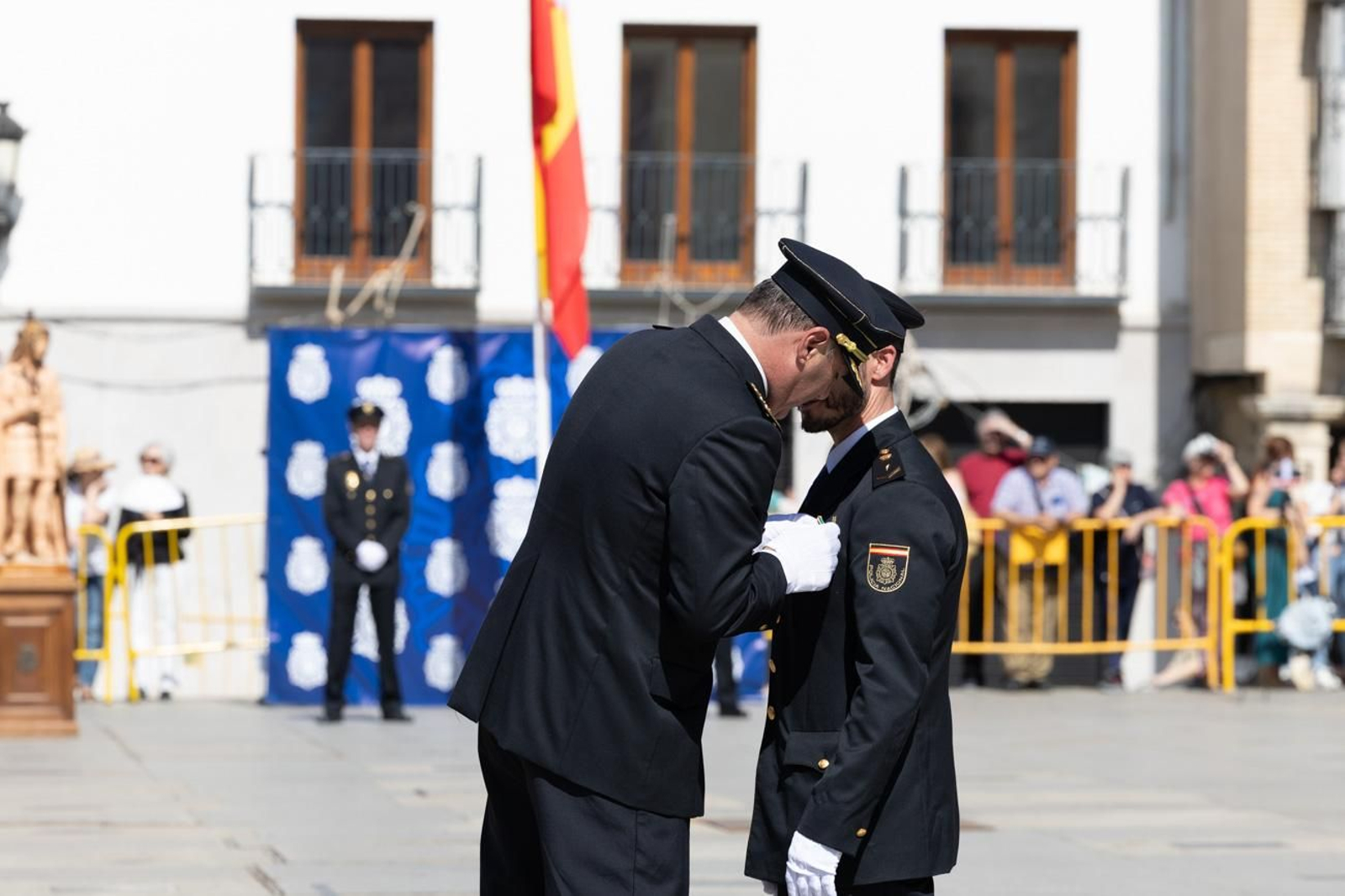 Acto por el día de la Policía Nacional, con motivo de la festividad los Santos Ángeles Custodios