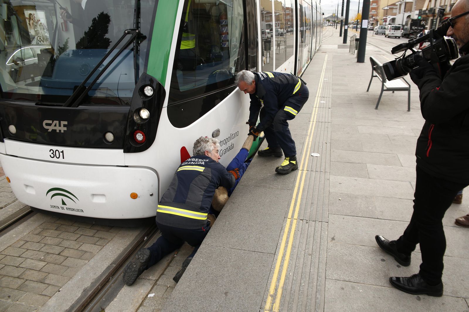 Simulación de un atropello en la parada del Metro