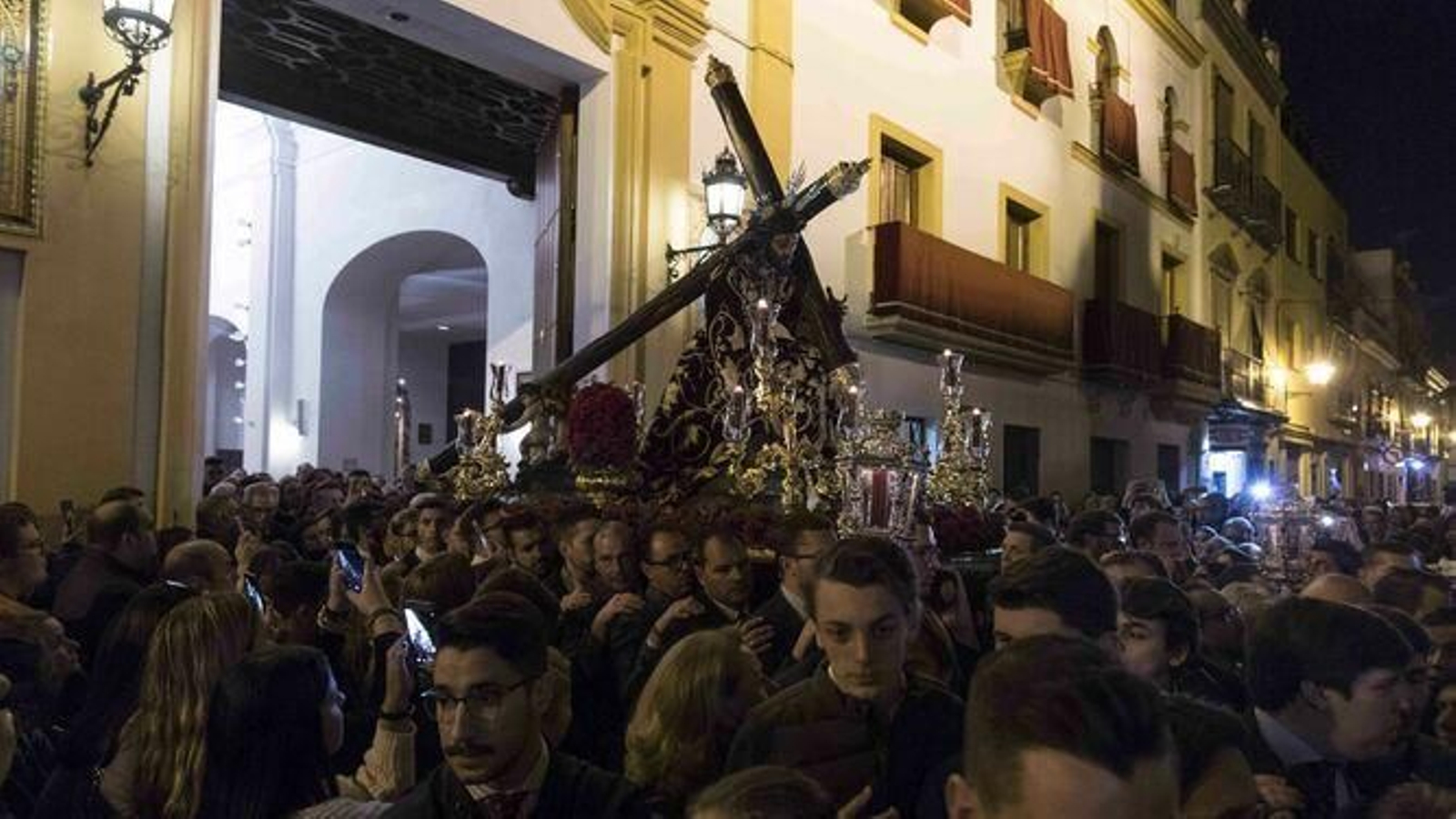 El Cristo de las Tres Caídas saldrá el domingo 12 en piadoso Vía Crucis