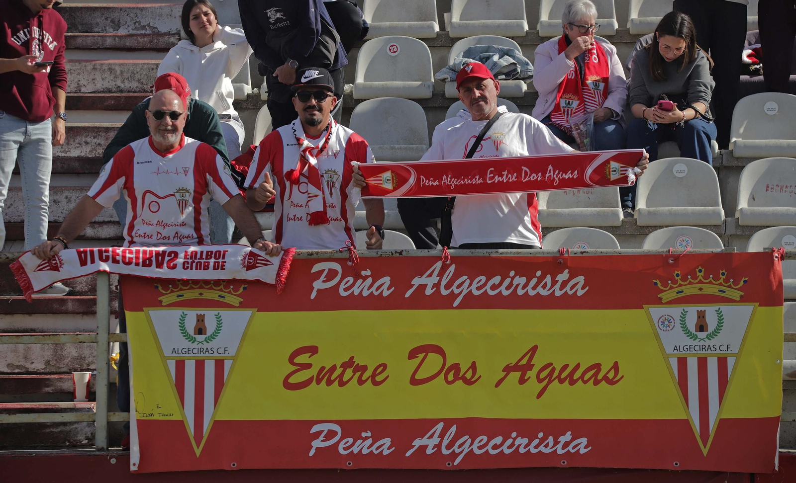 Búscate en el Nuevo Mirador durante el Algeciras - Sanluqueño de Primera Federación