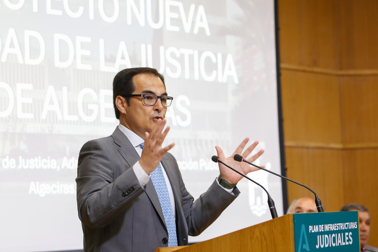 José Antonio Nieto presenta avances de la Ciudad de la Justicia de Algeciras, en imágenes