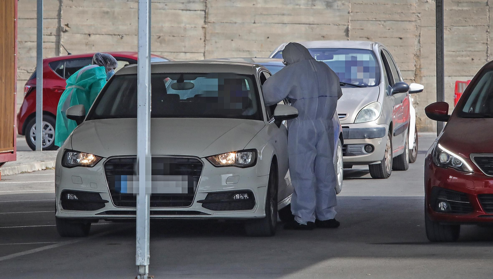 Jornada muy intensa en el Covid-Car, aumentan los positivos confirmados por PCR
