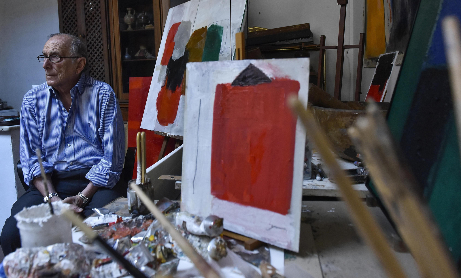 En el estudio de Manuel Salinas. In memoriam