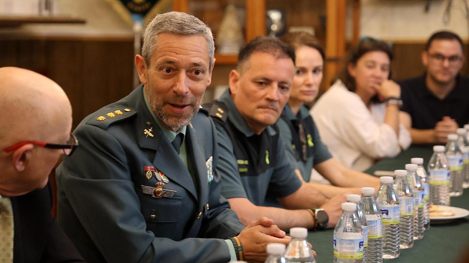 El coronel Julio Serrano en el desayuno de trabajo