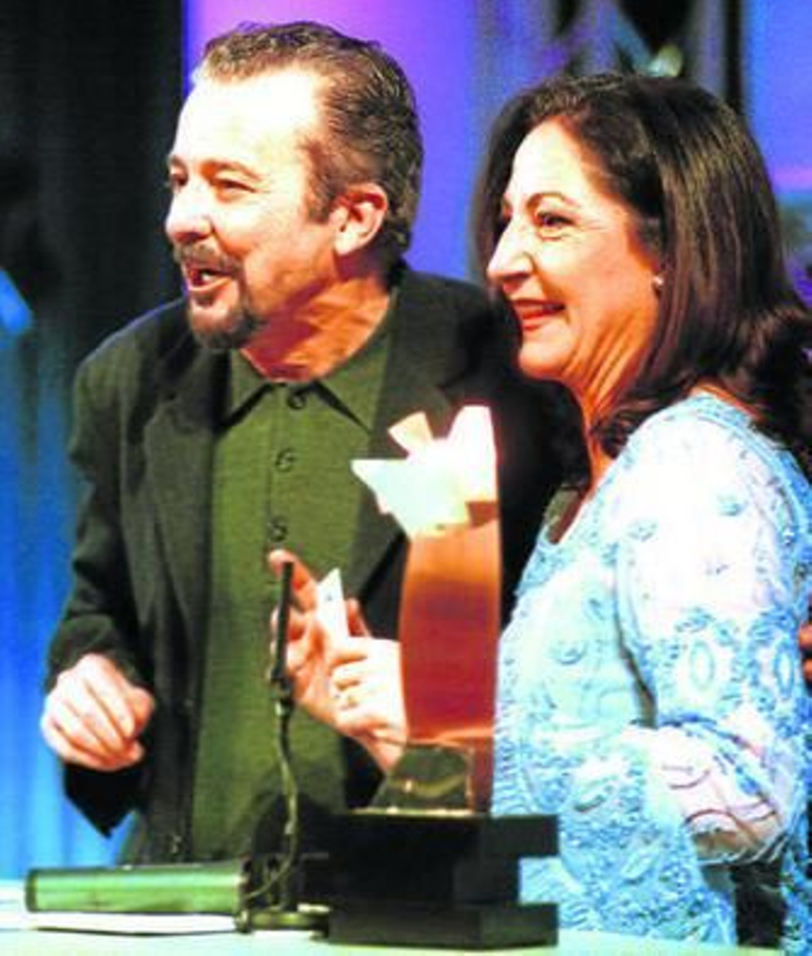 Juan Diego y Rosario Pardo en los Premios El Público 2003.