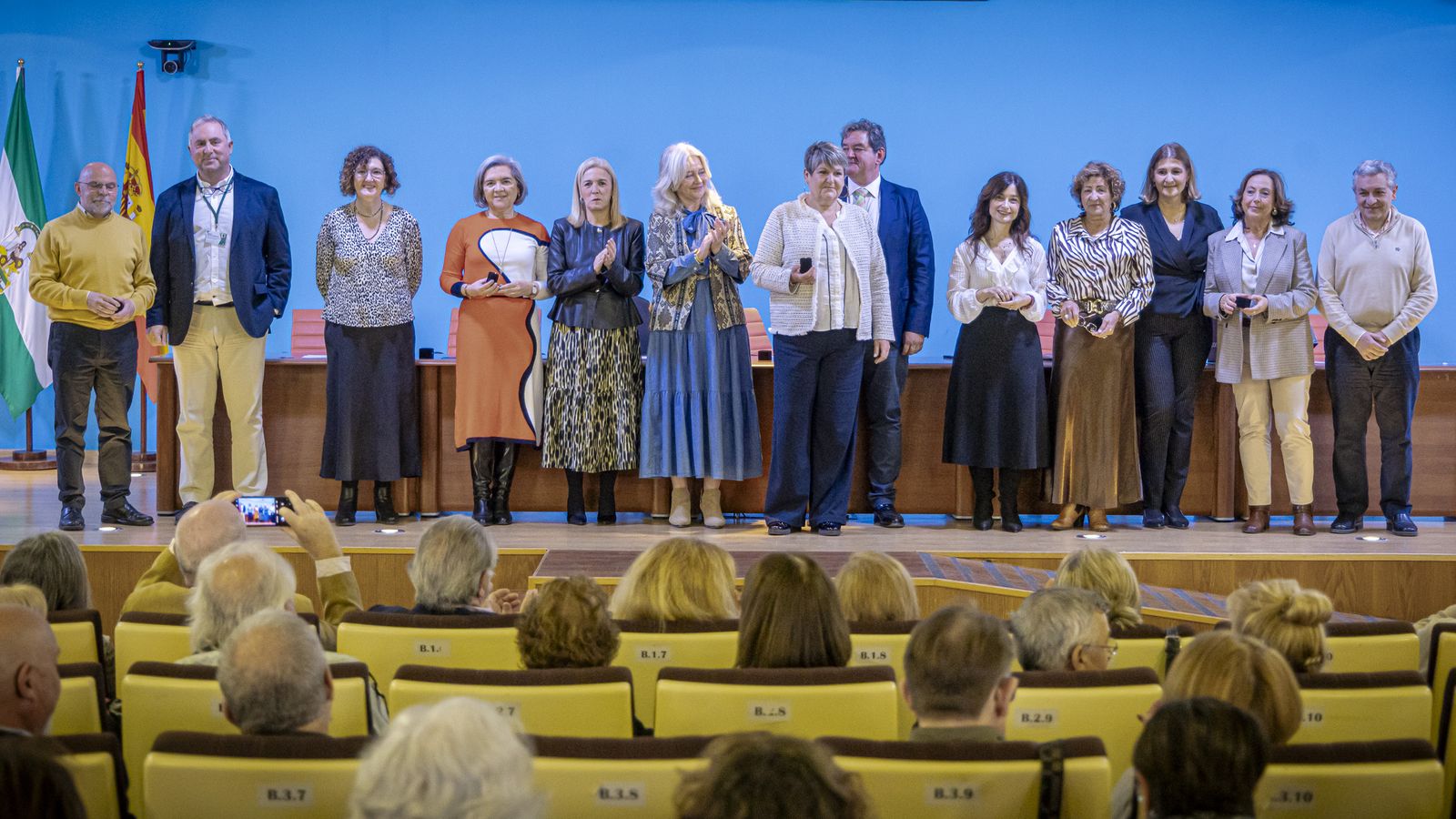 Las imágenes del acto de homenaje al personal sanitario jubilado de los hospitales Puerta del Mar y San Carlos de Cádiz