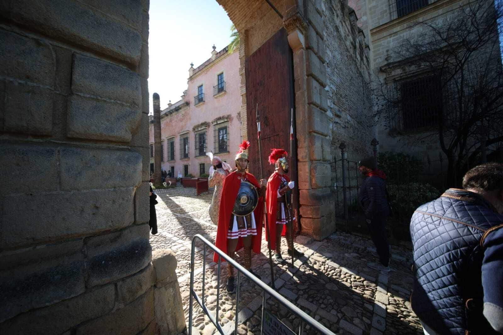 La Cartera Real recoge las cartas de los niños en el Alcázar