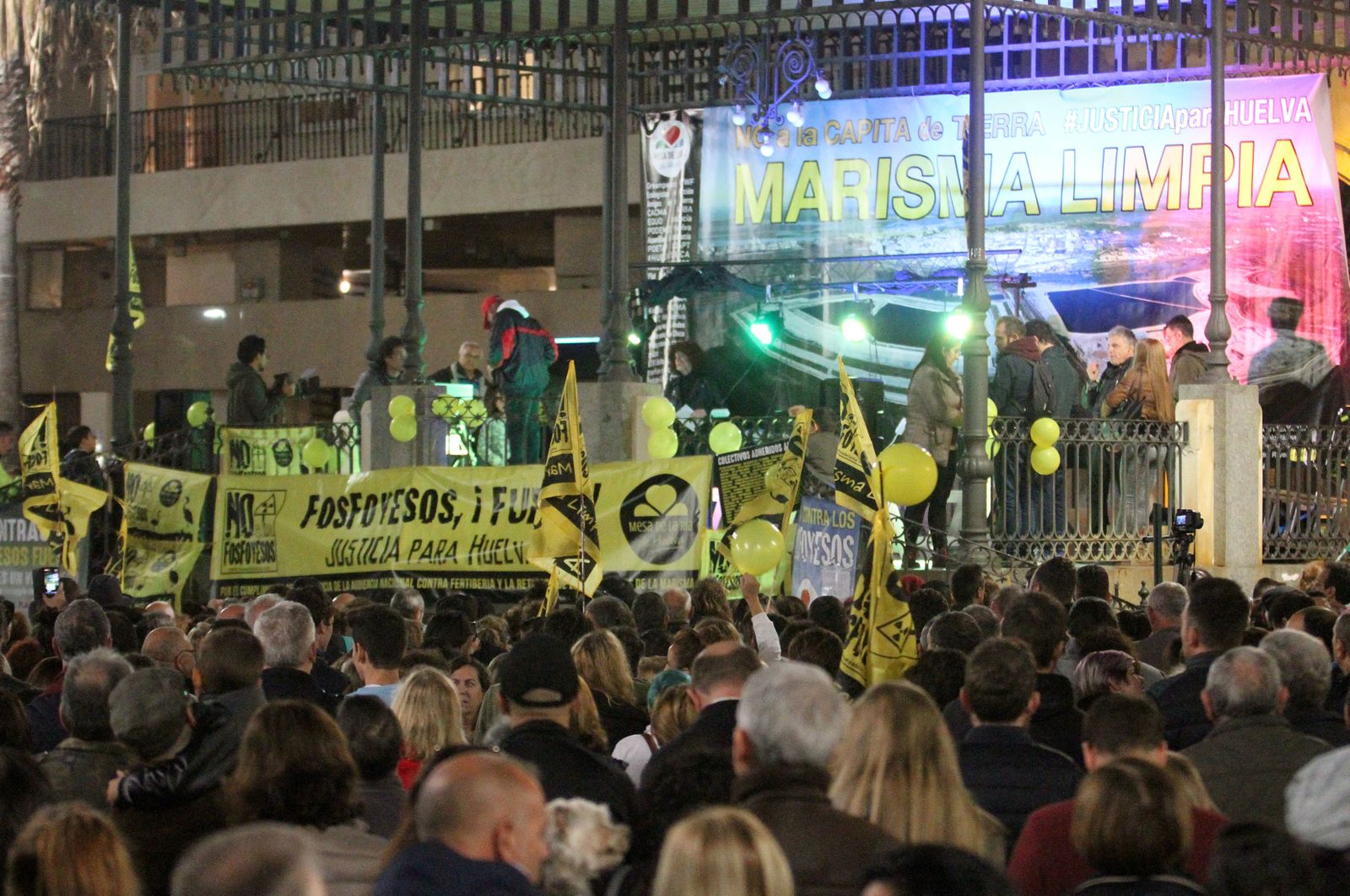 Imágenes de la manifestación contra los Fosfoyesos