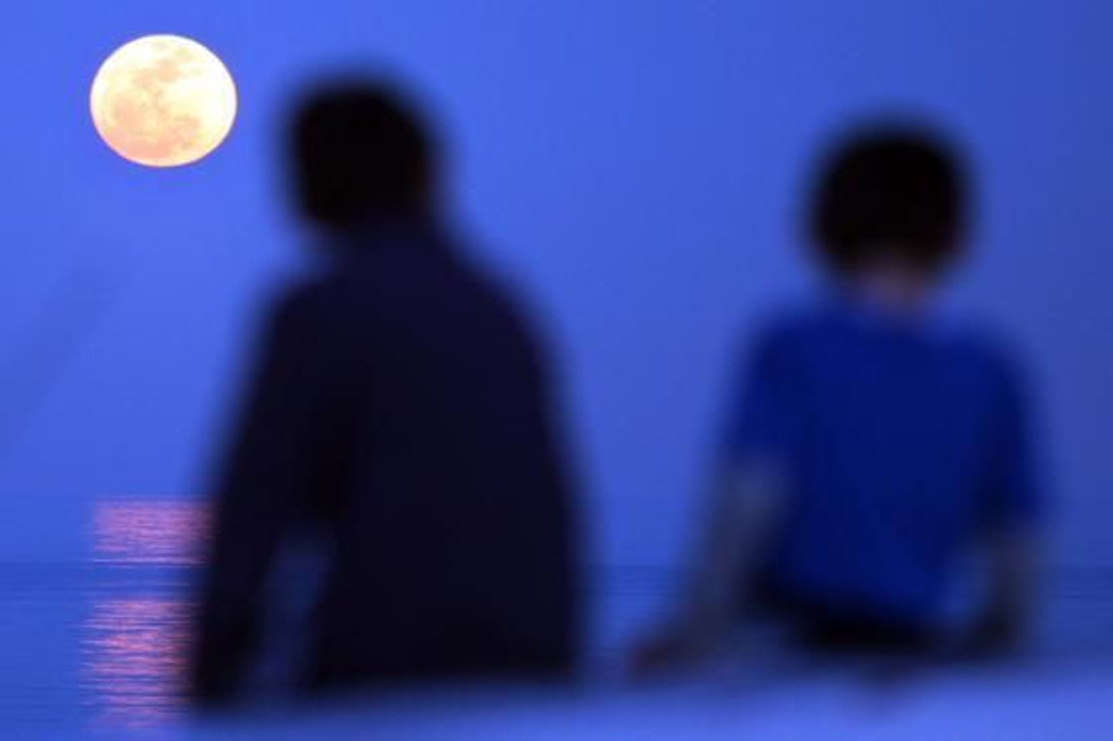 La marea histórica se vivió en las playas del Campo de Gibraltar con mucha espectación, sobre todo en la de Poniente de La Línea y El Rinconcillo de Algeciras./Fotos:Paco Guerrero/Shus Terán/J.M.Quiñones

Foto: Paco Guerrero/J.M.Q./Shus Teran/