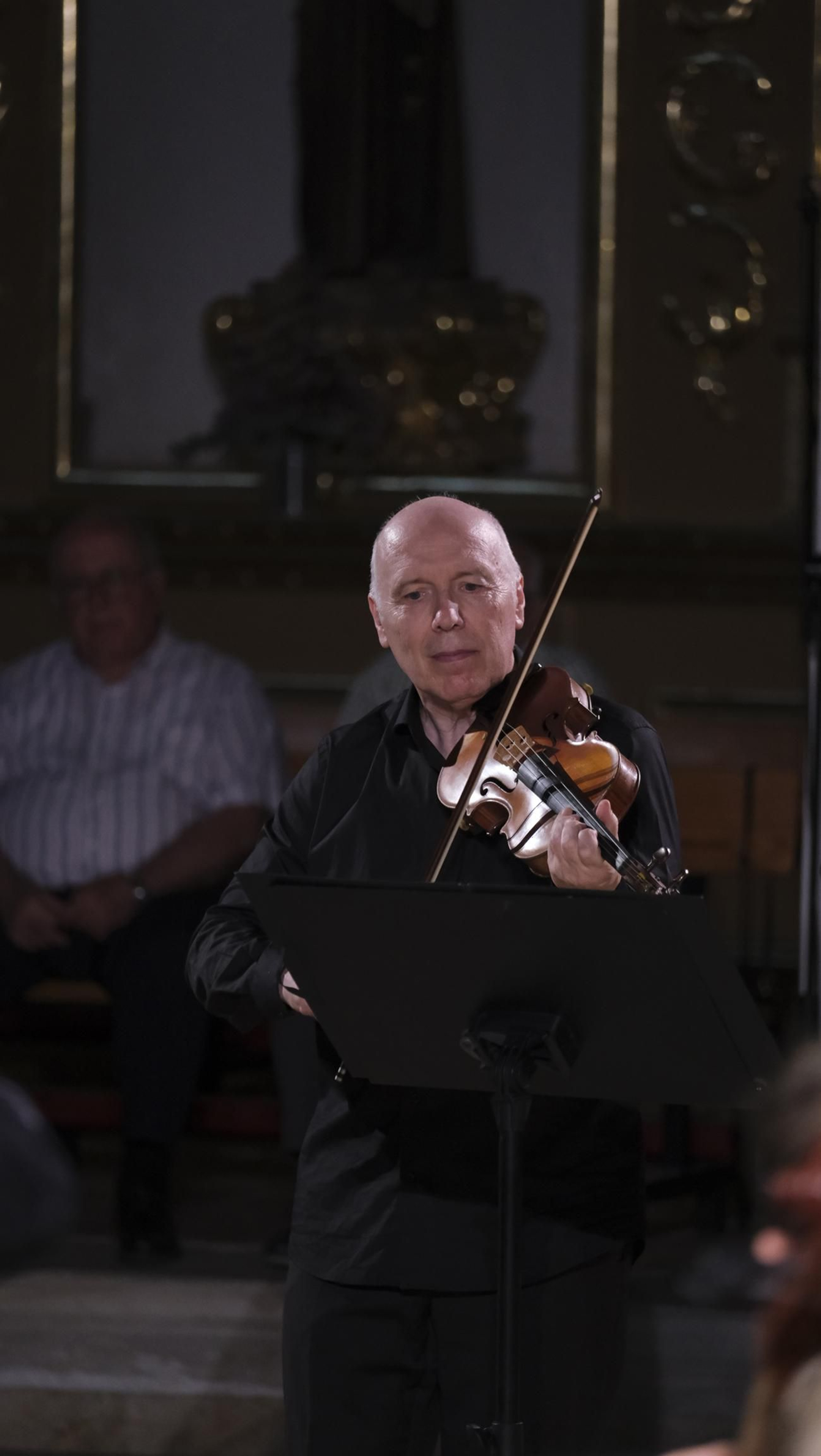 Concierto de la OCAL y del violinista Jesús Reina en Vélez Blanco, en imágenes