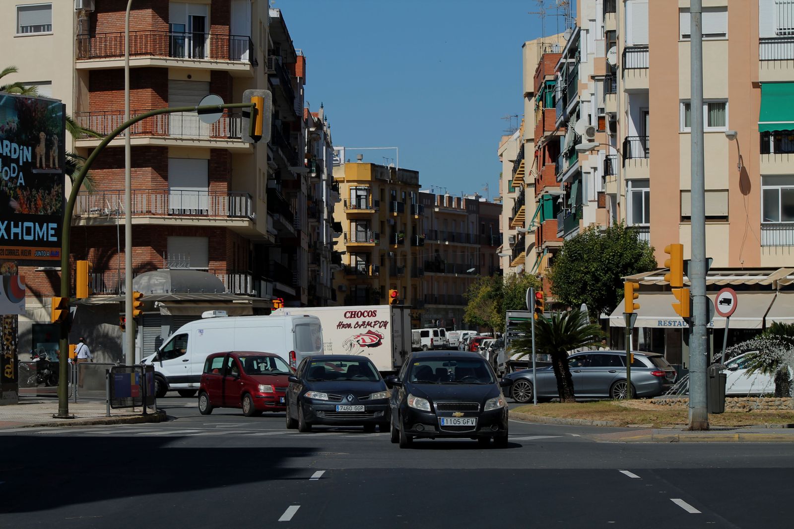 Imágenes del martes 11 de abril en Huelva